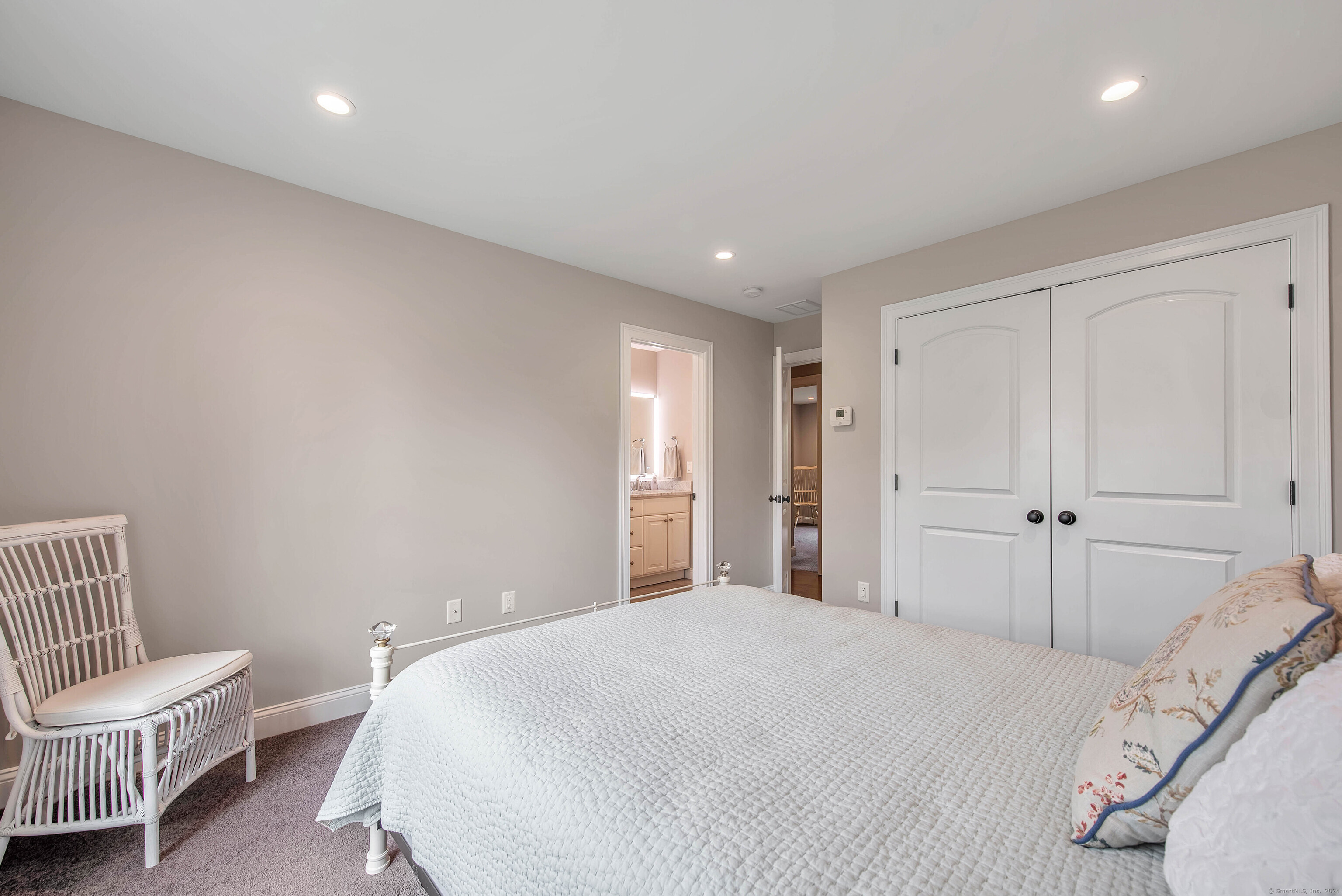 8 Wyndham Lane 8