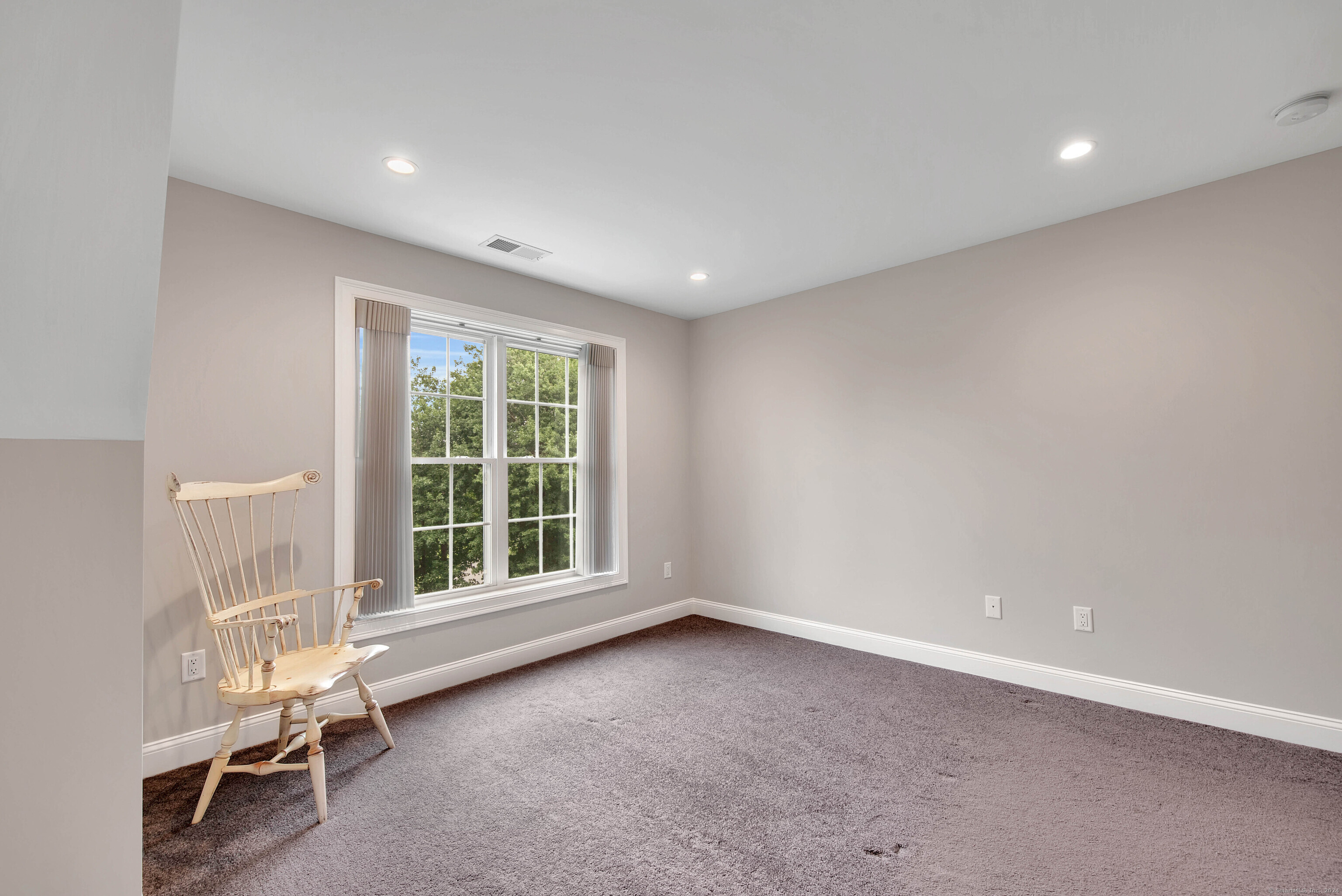 8 Wyndham Lane 8