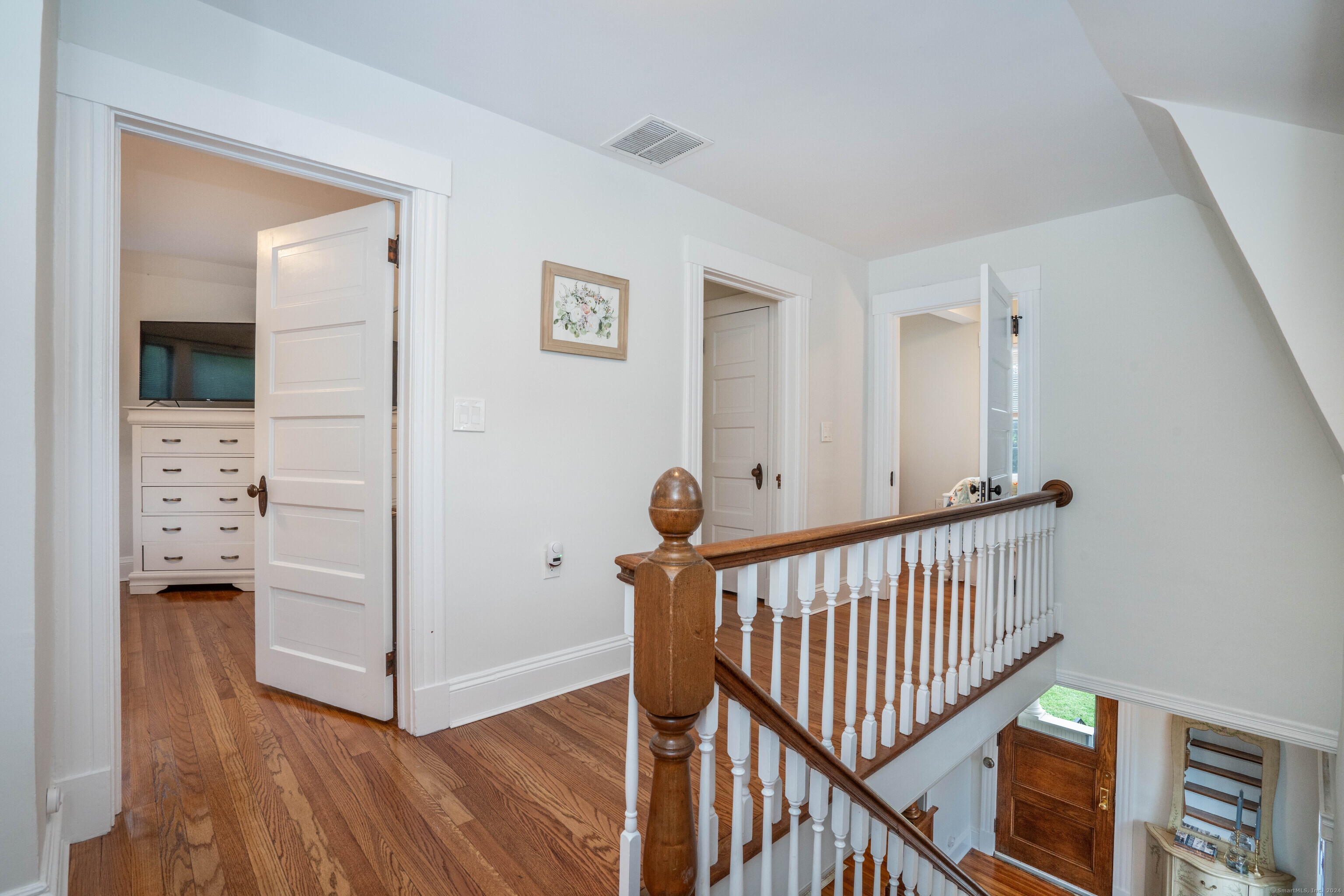 65 Naubuc Avenue