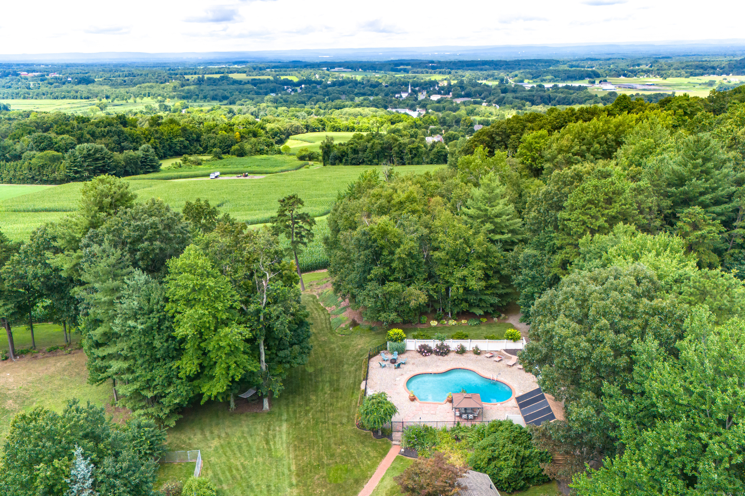 46 Pinnacle Road
