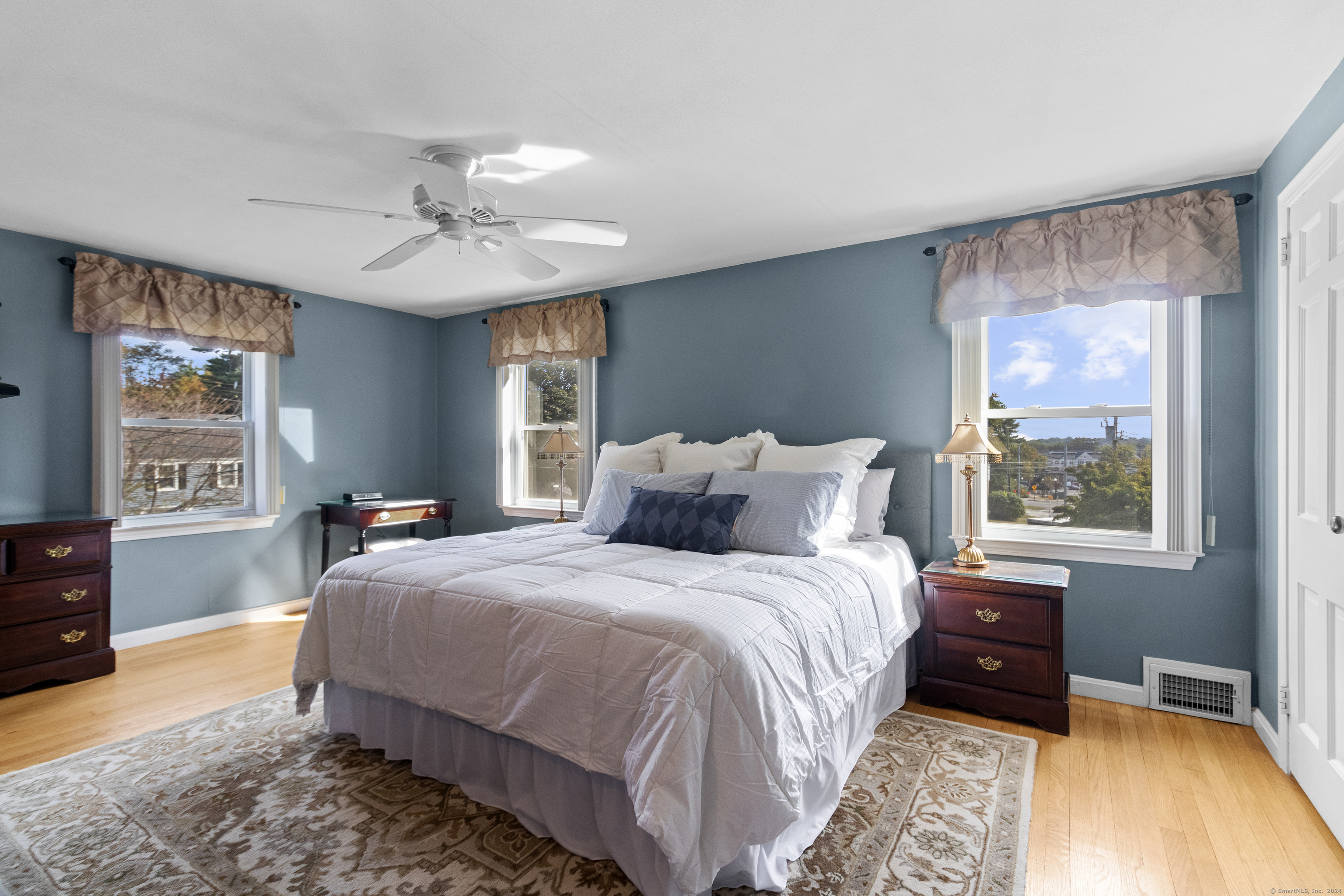 15 Overhill Road