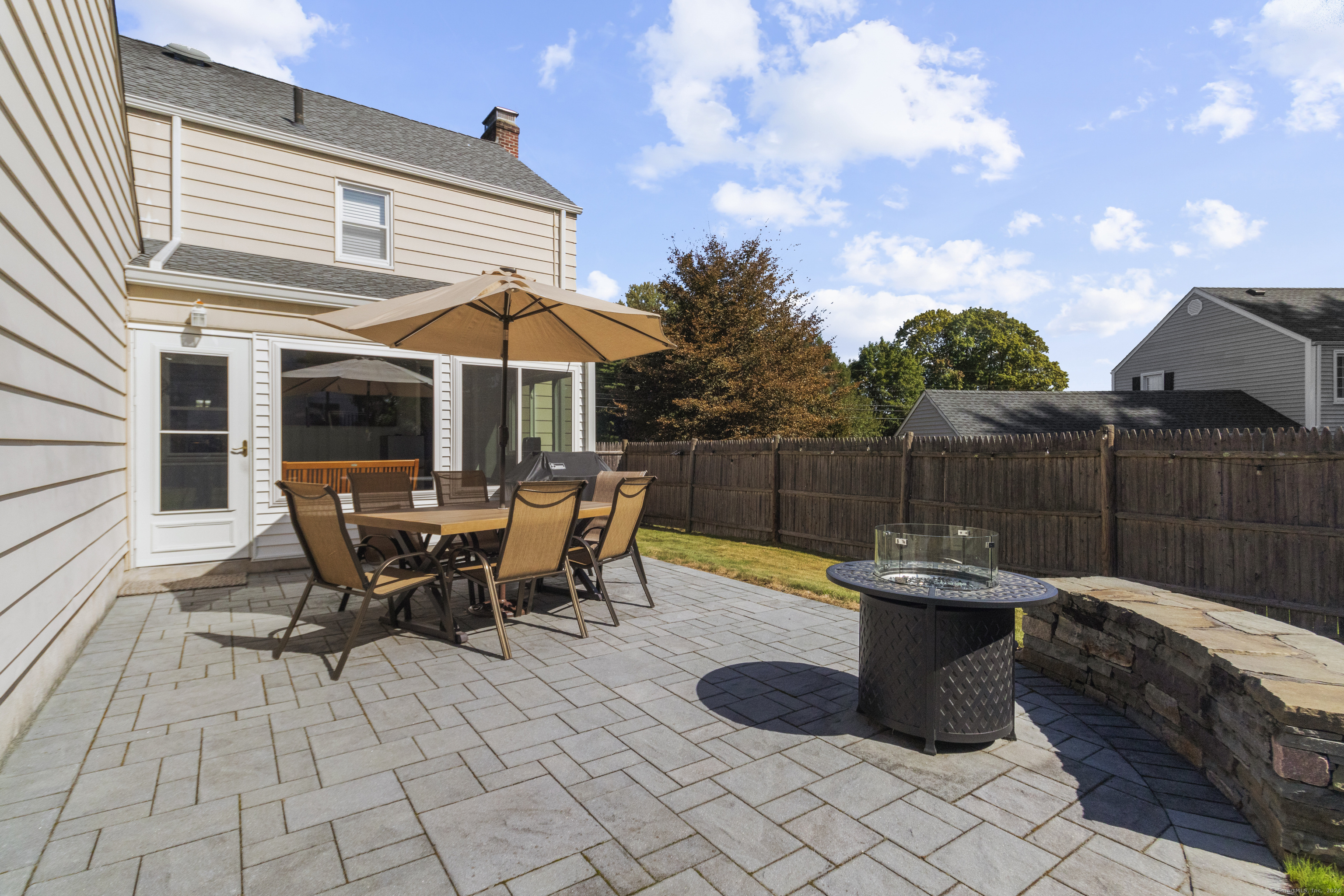 15 Overhill Road