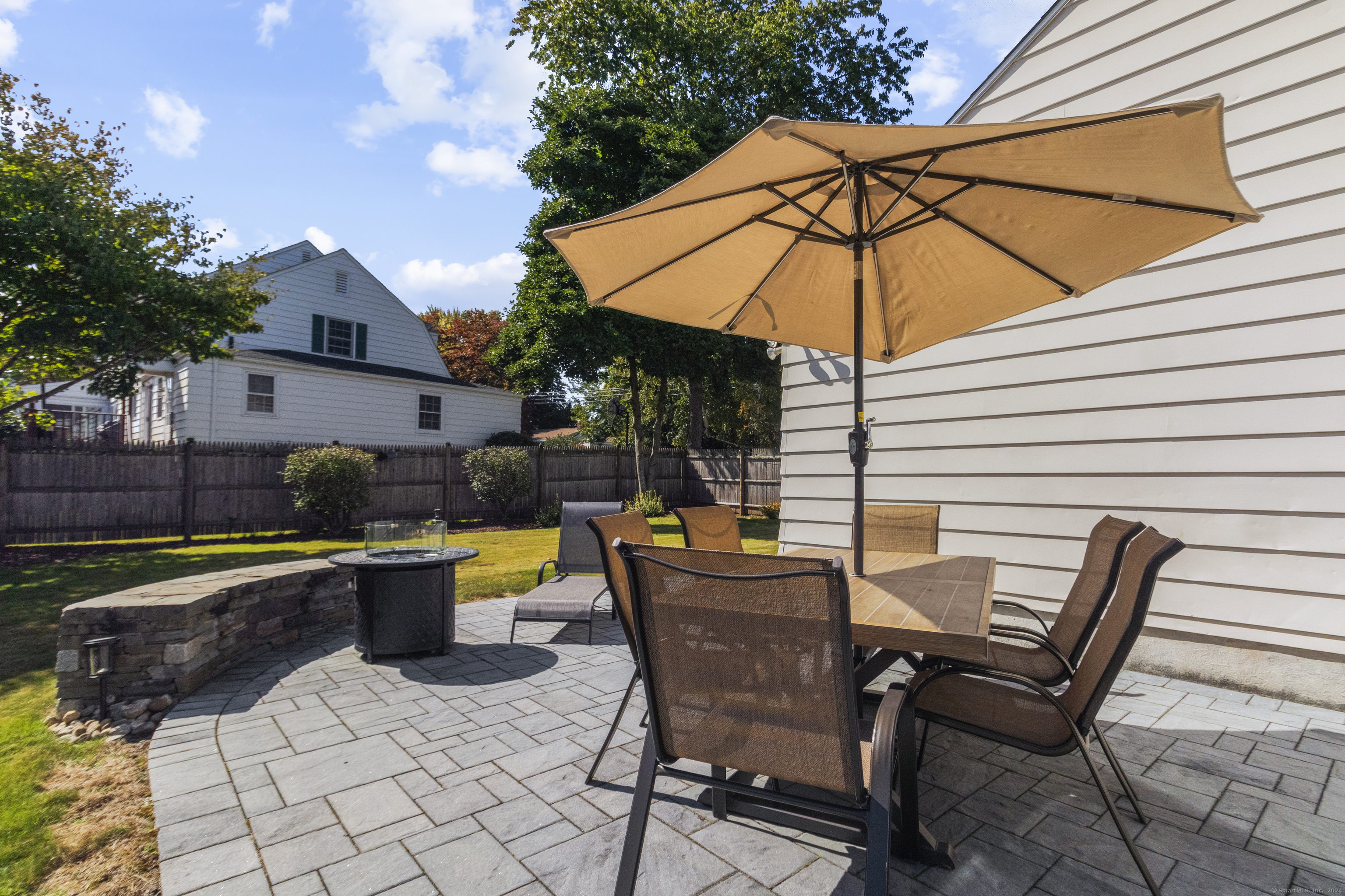 15 Overhill Road