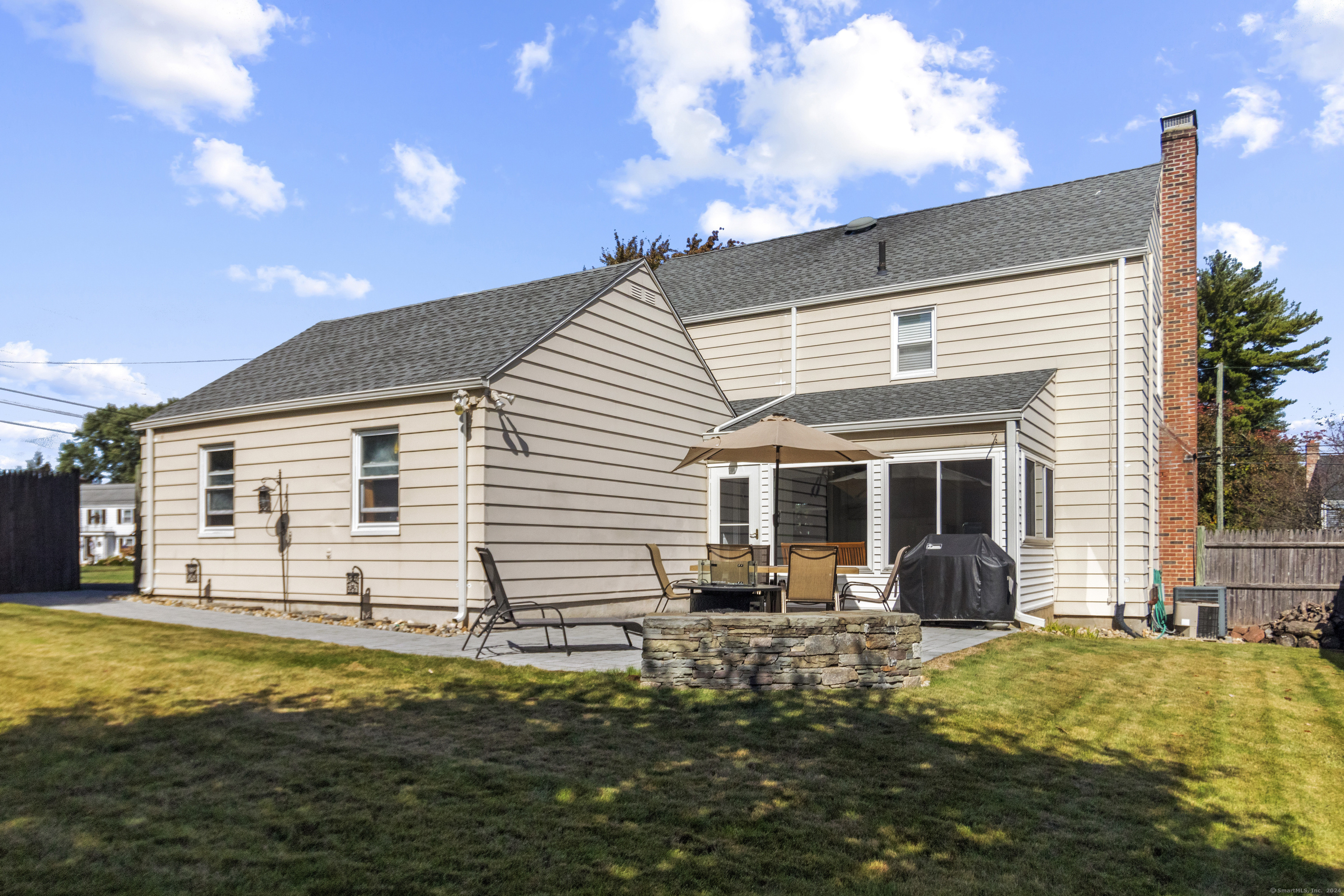 15 Overhill Road