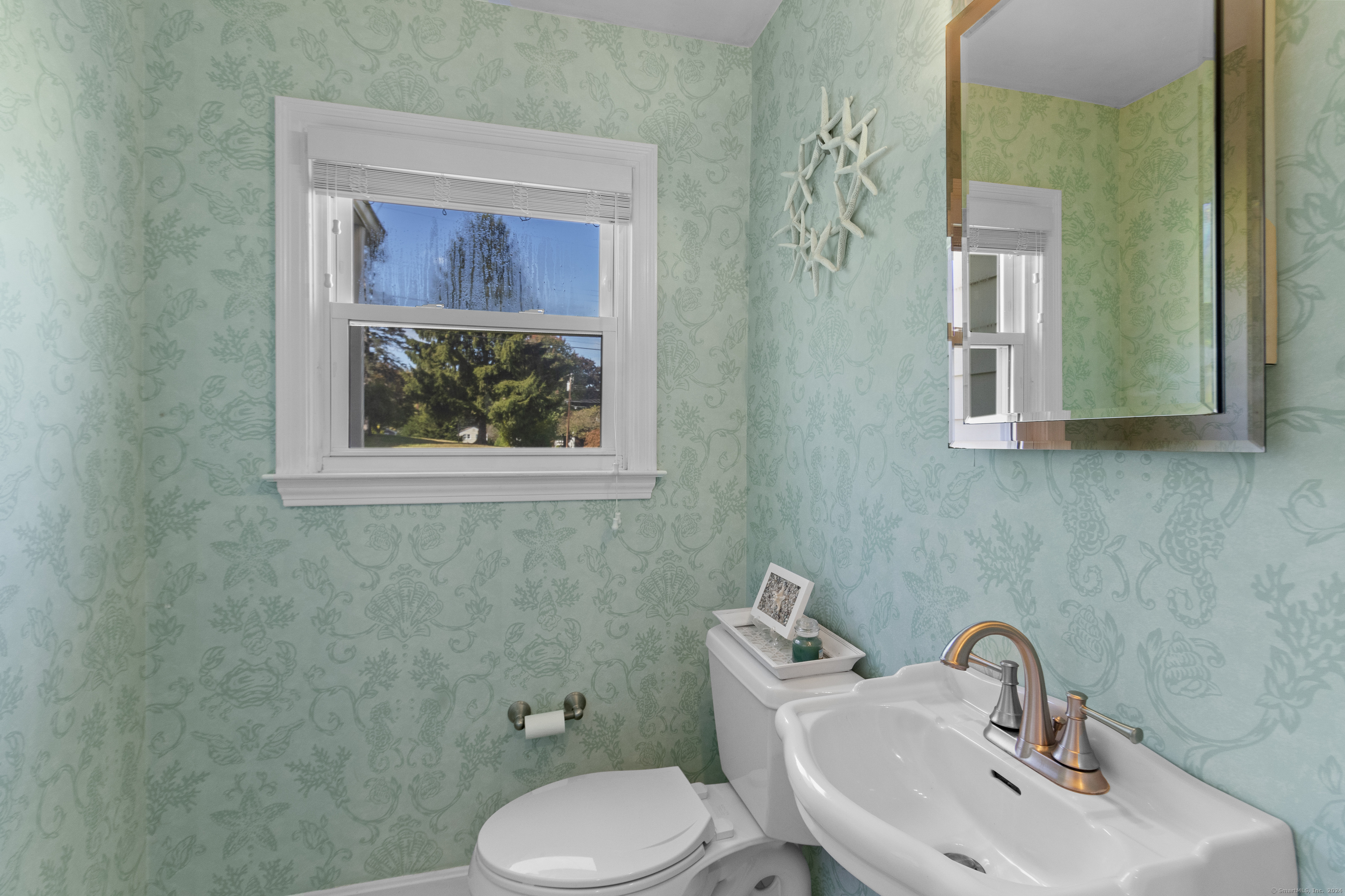 15 Overhill Road