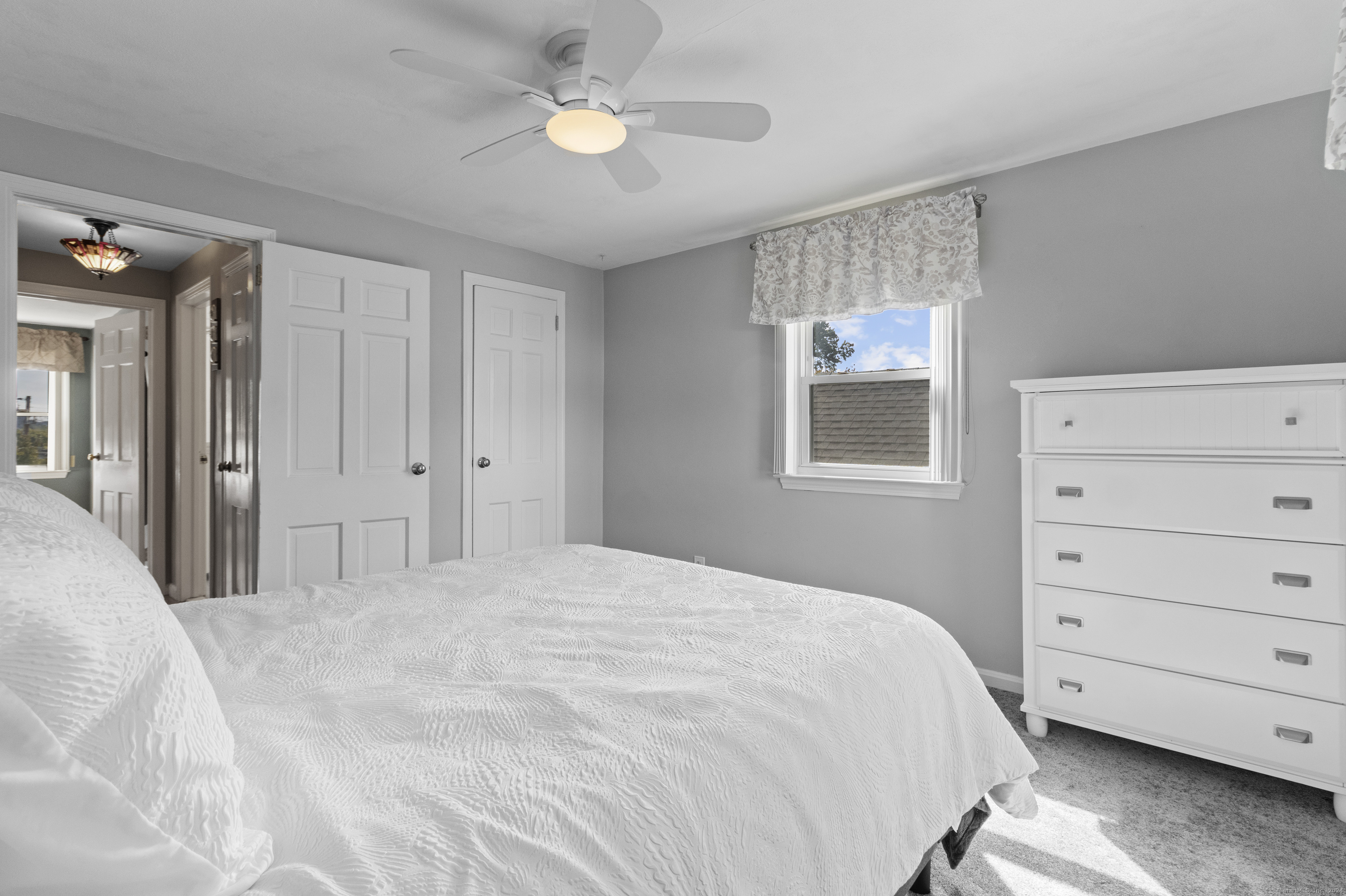 15 Overhill Road