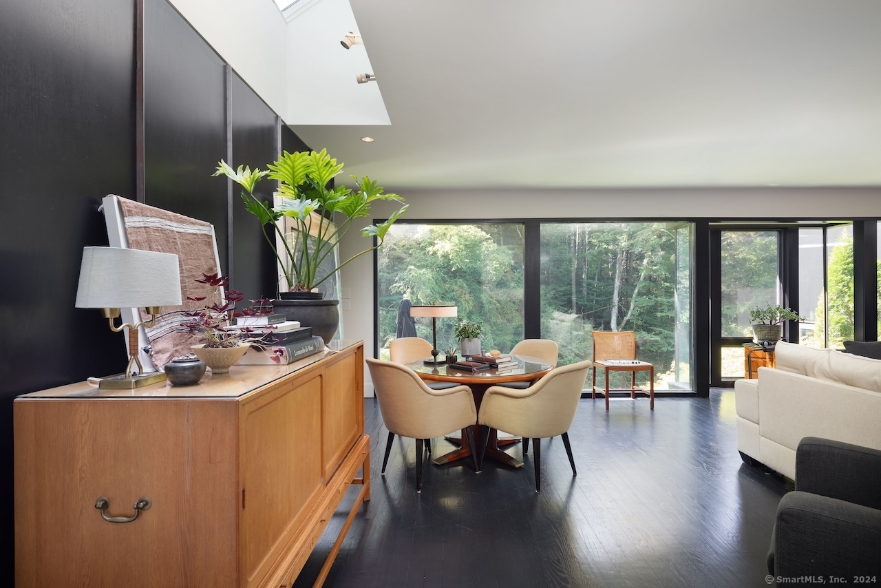 275 Dibble Hill Road