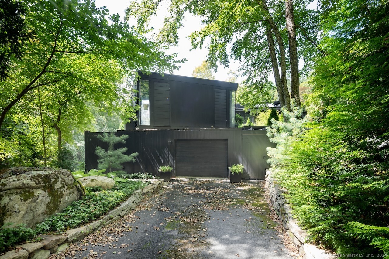 275 Dibble Hill Road
