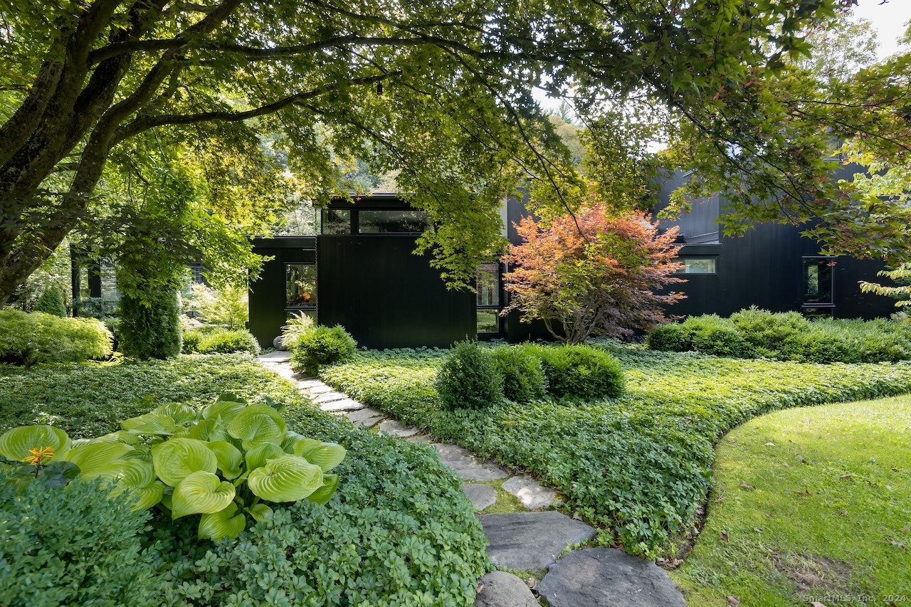 275 Dibble Hill Road