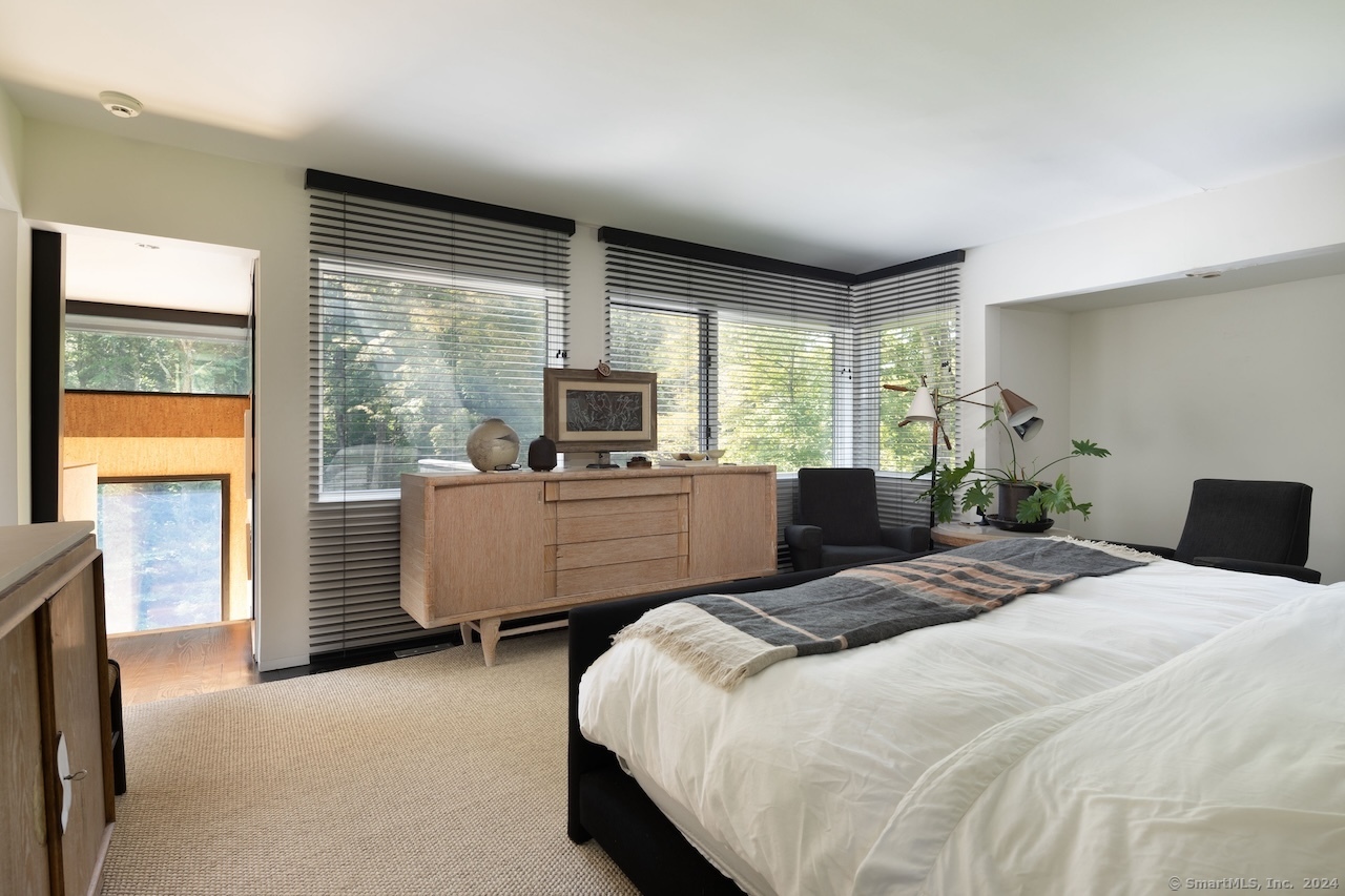 275 Dibble Hill Road