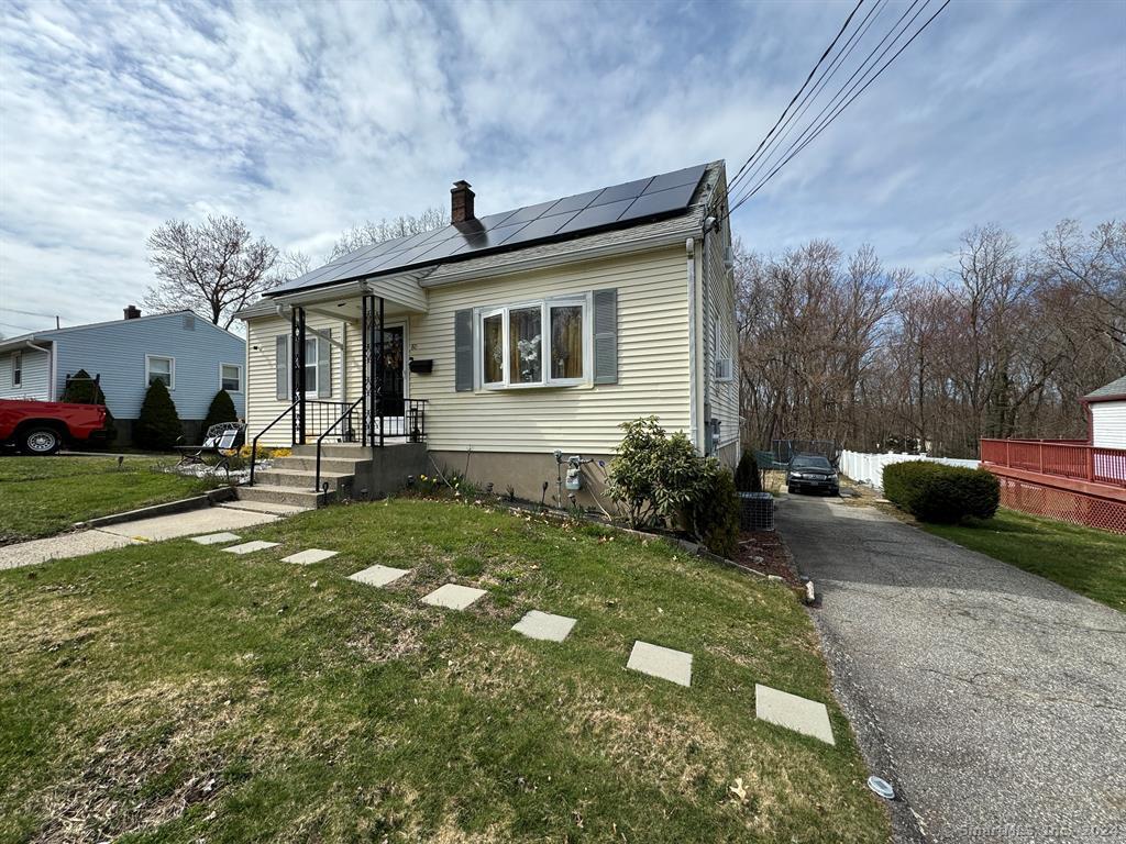 80 Overlook Avenue