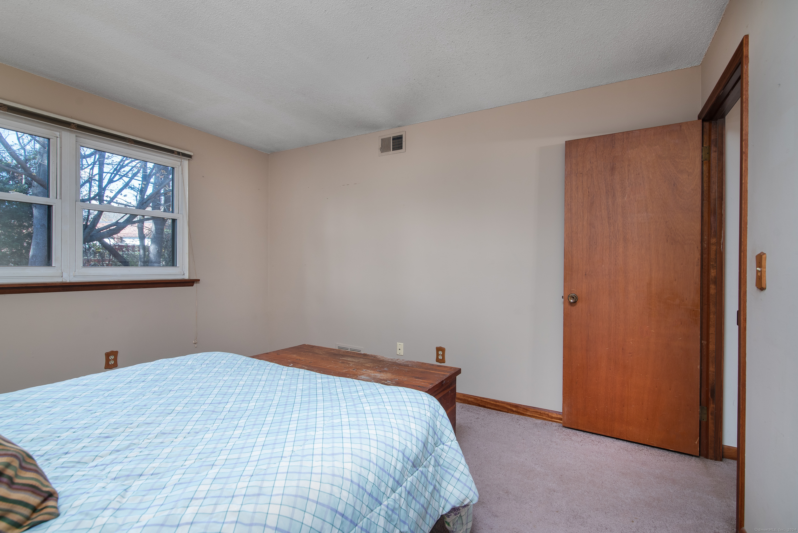307 Twin Circle Drive 307