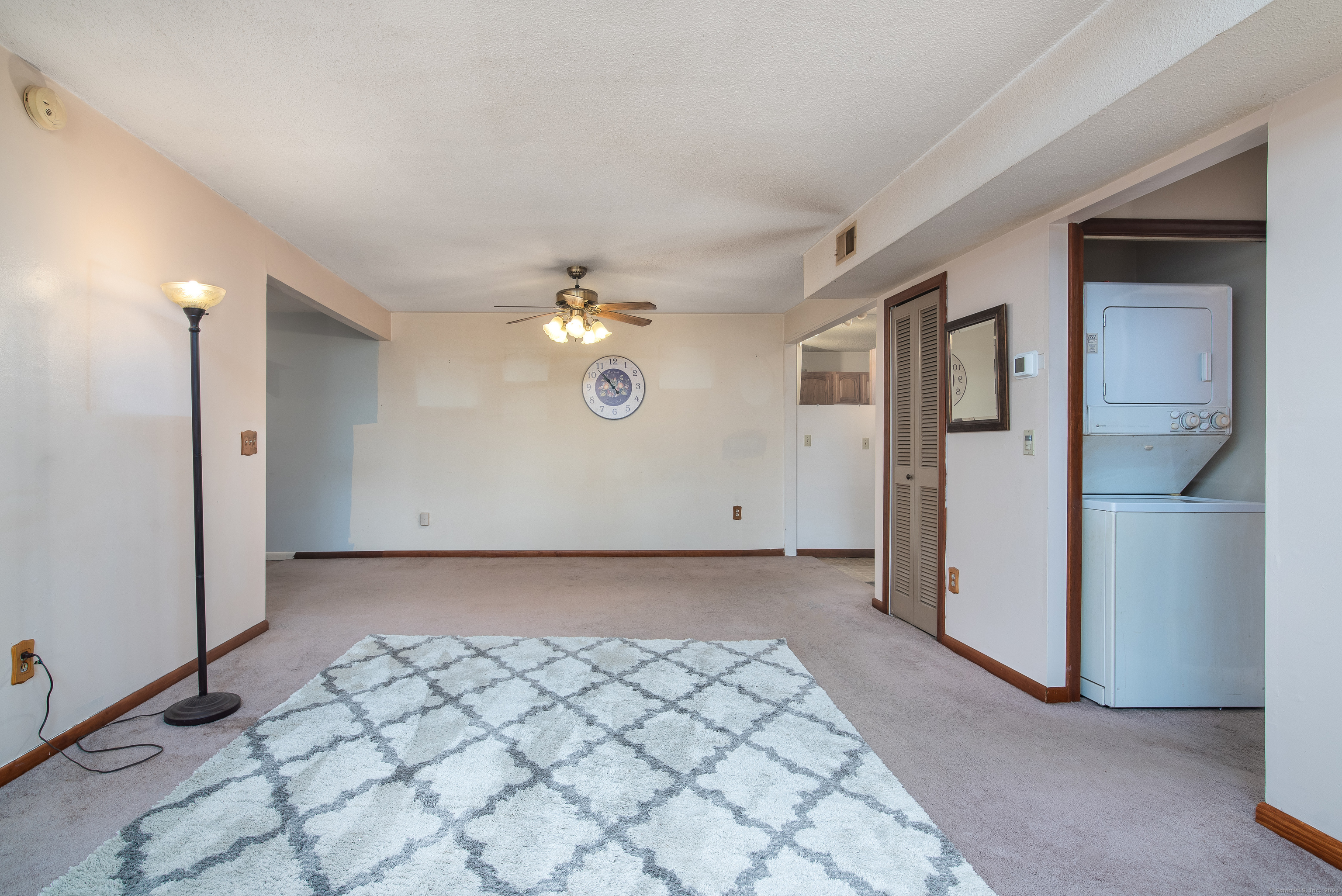 307 Twin Circle Drive 307