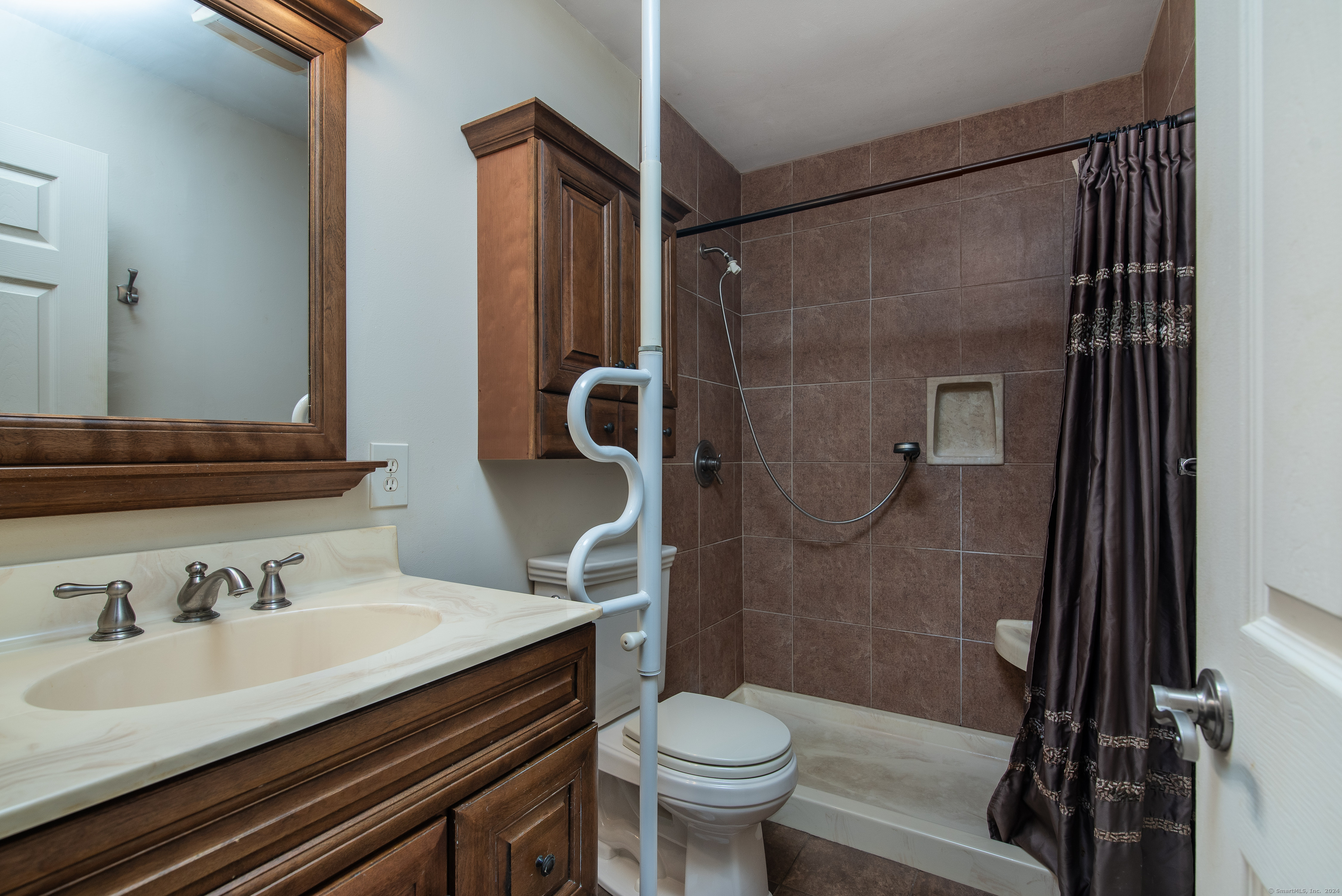 307 Twin Circle Drive 307