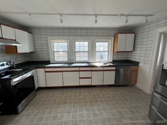 15 Oak Drive 2