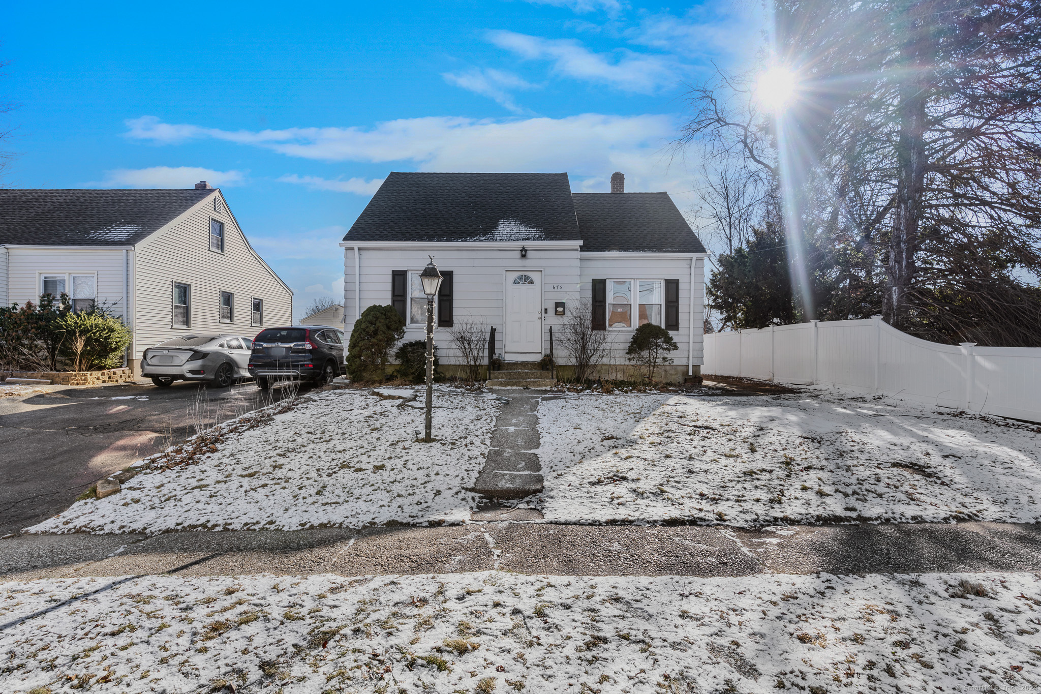 645 Burnsford Avenue