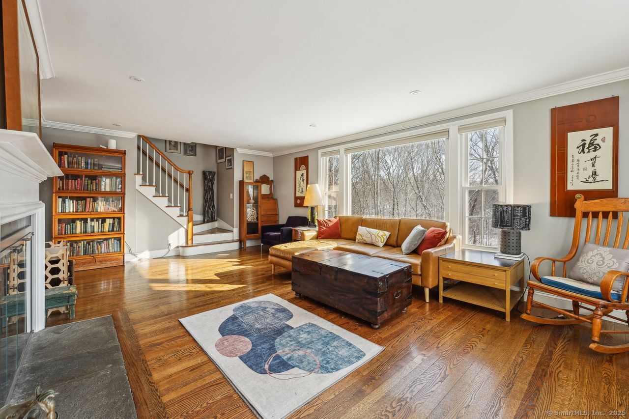 48 Marilyn Drive