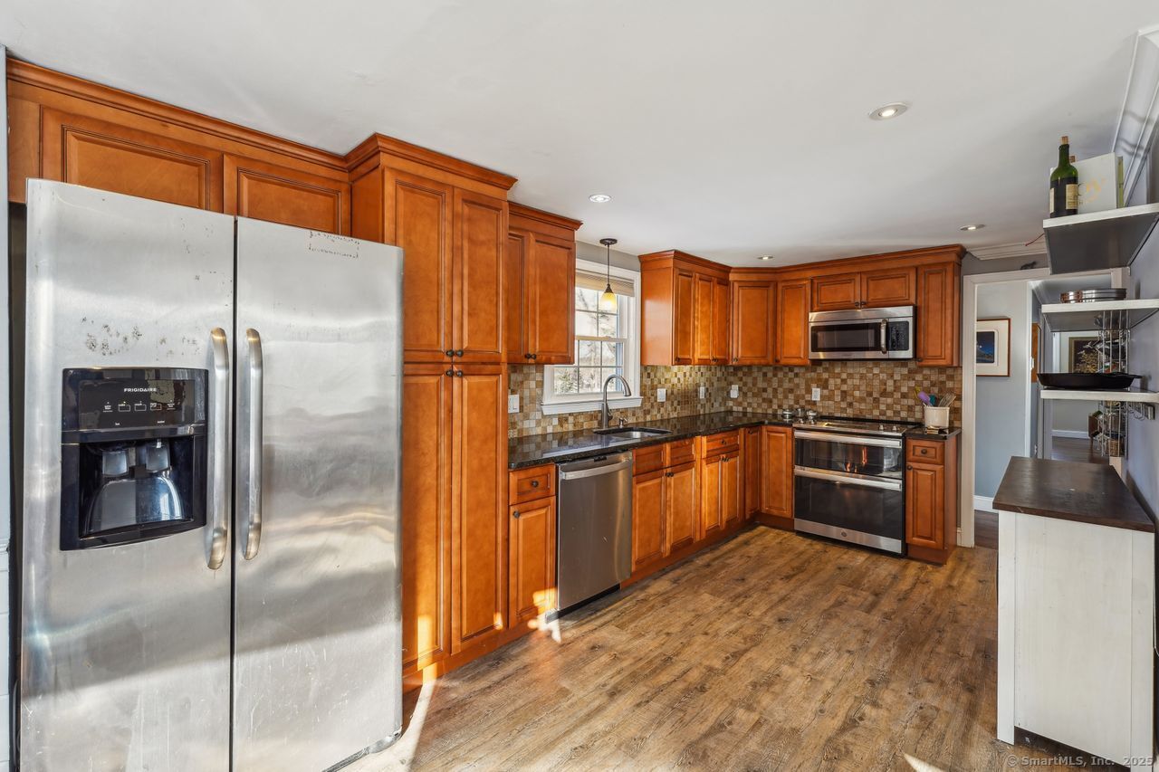 48 Marilyn Drive