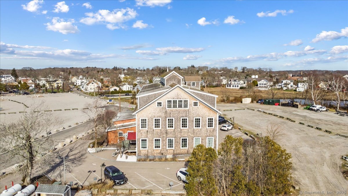 60 Willow Street APT 204