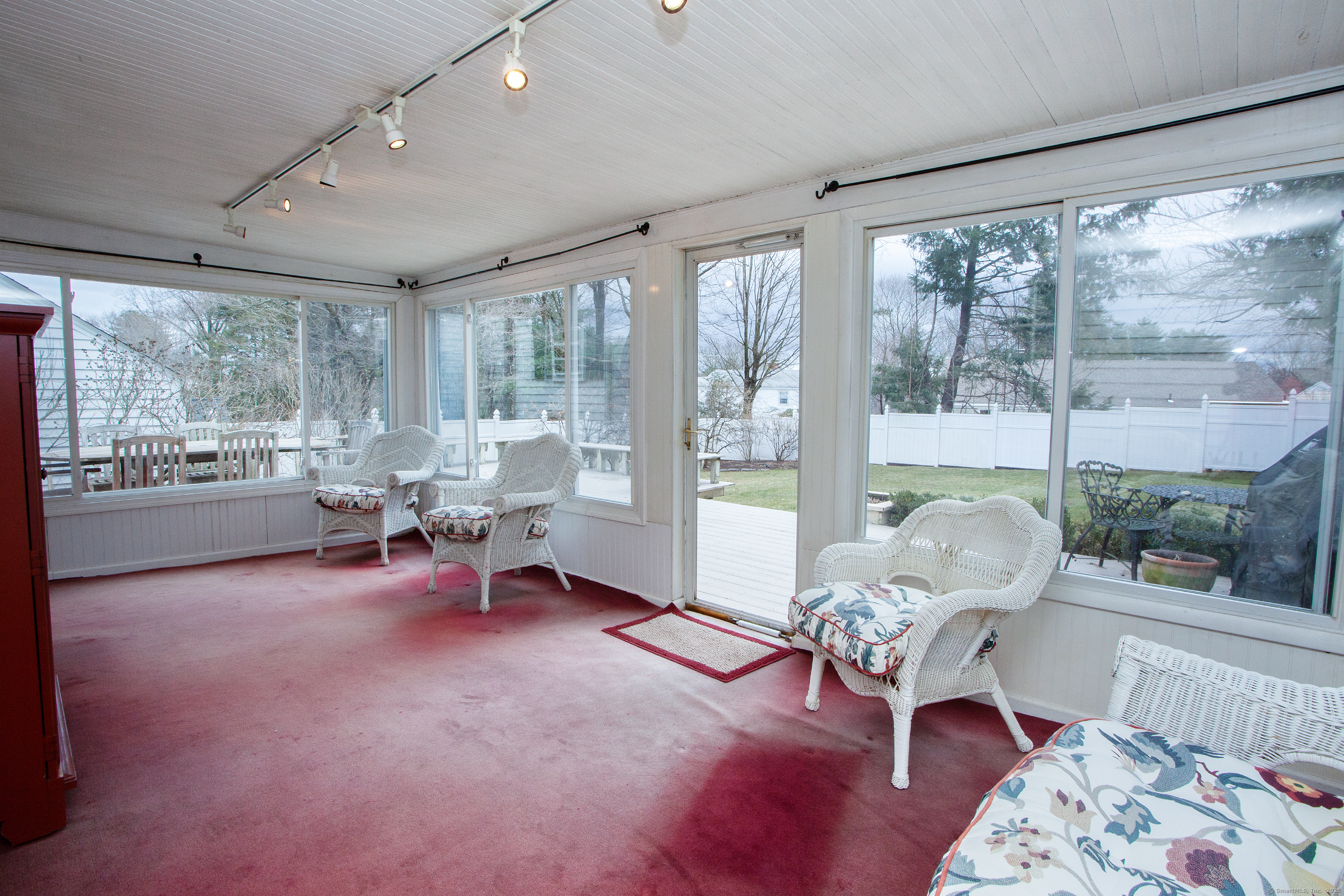 43 Tunxis Road
