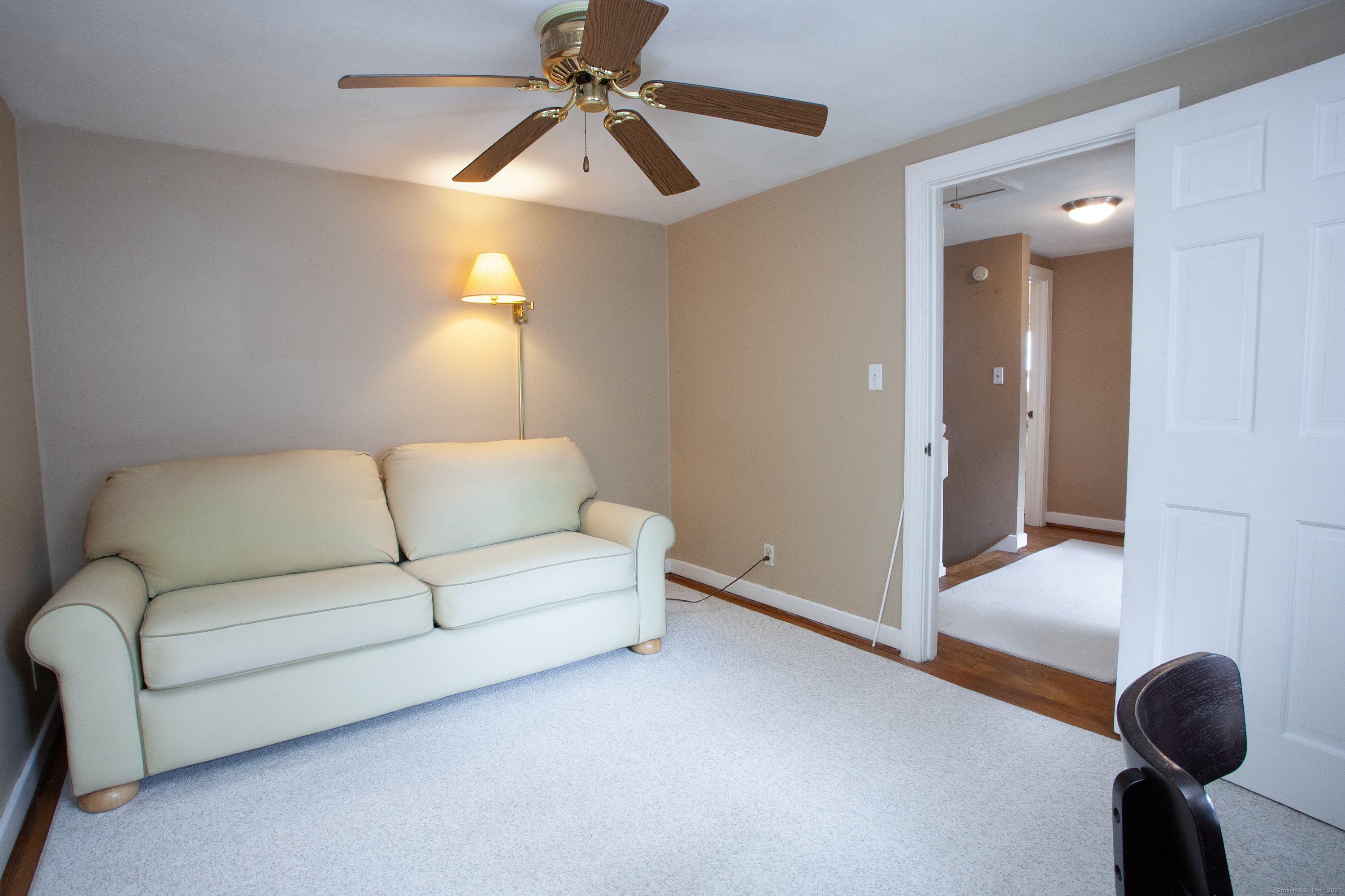 43 Tunxis Road