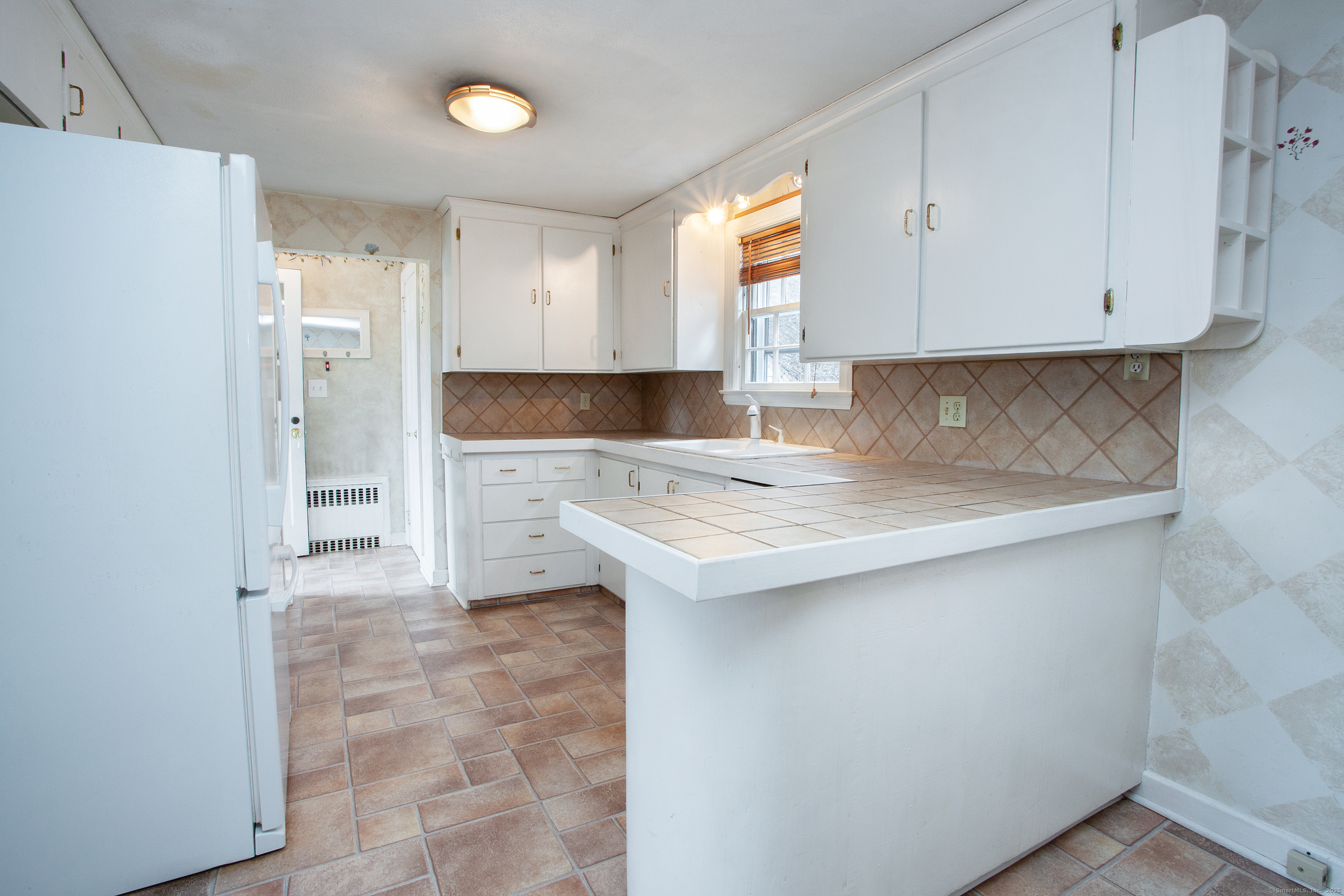 43 Tunxis Road