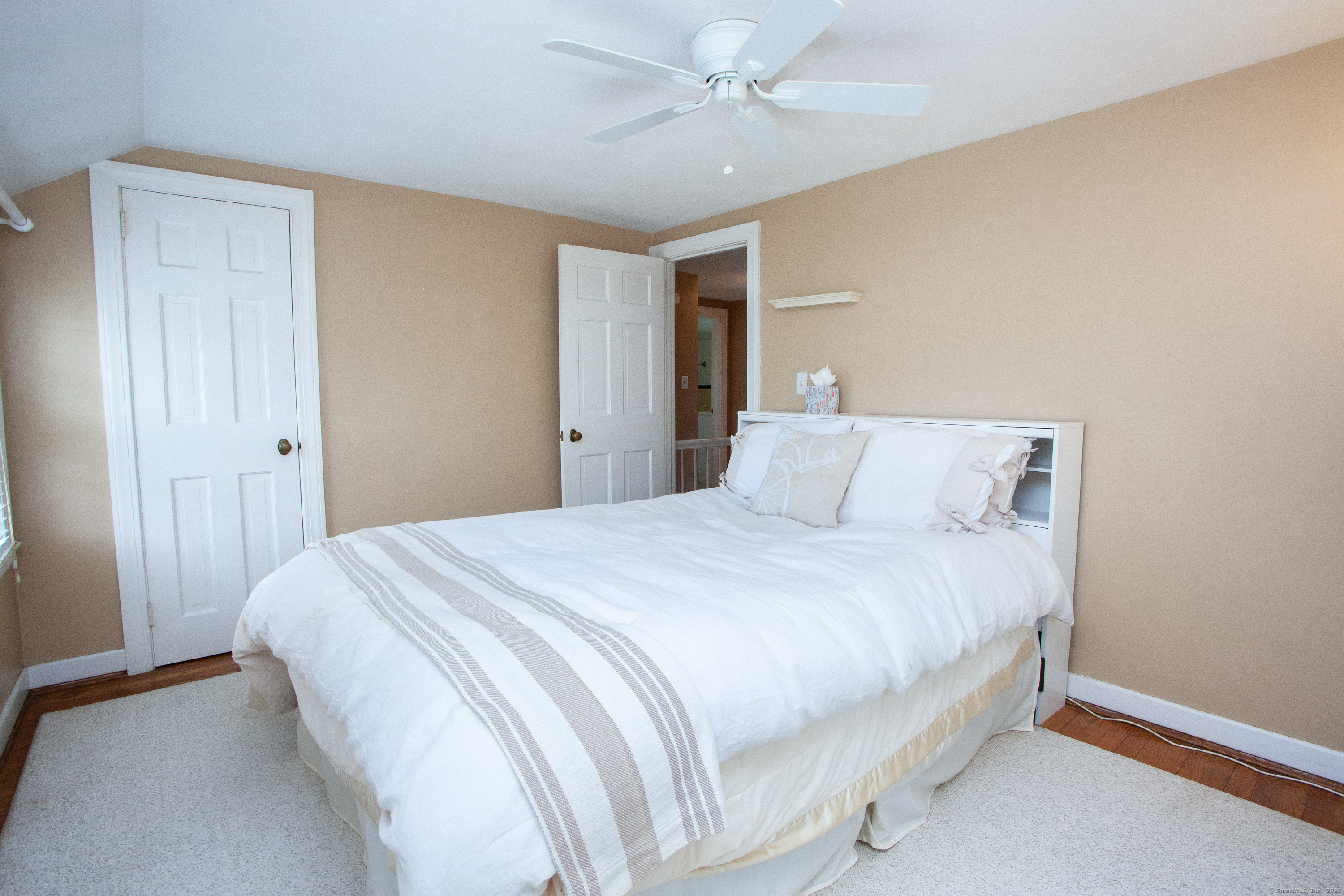 43 Tunxis Road