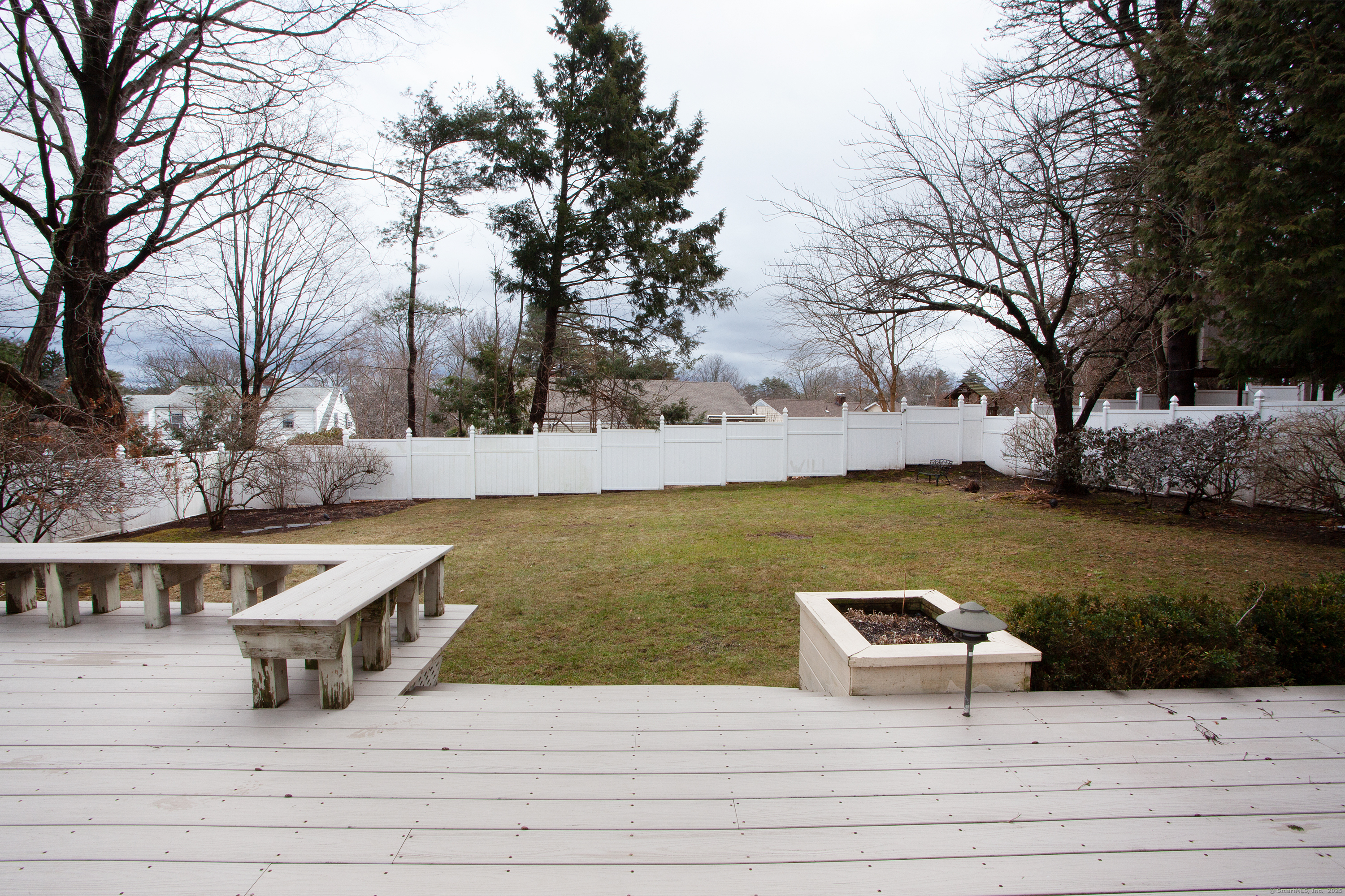 43 Tunxis Road