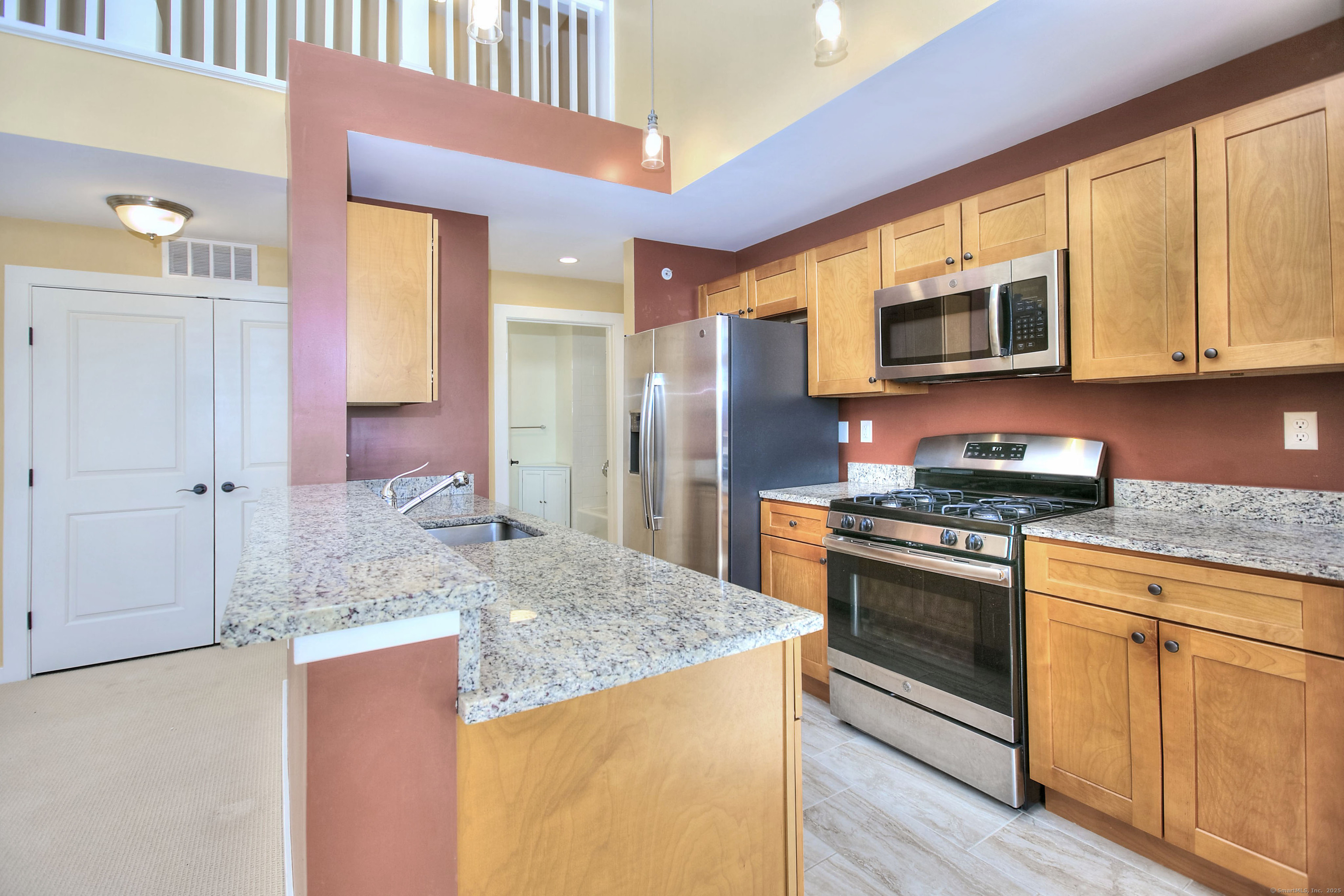 100 Richards Avenue APT 402