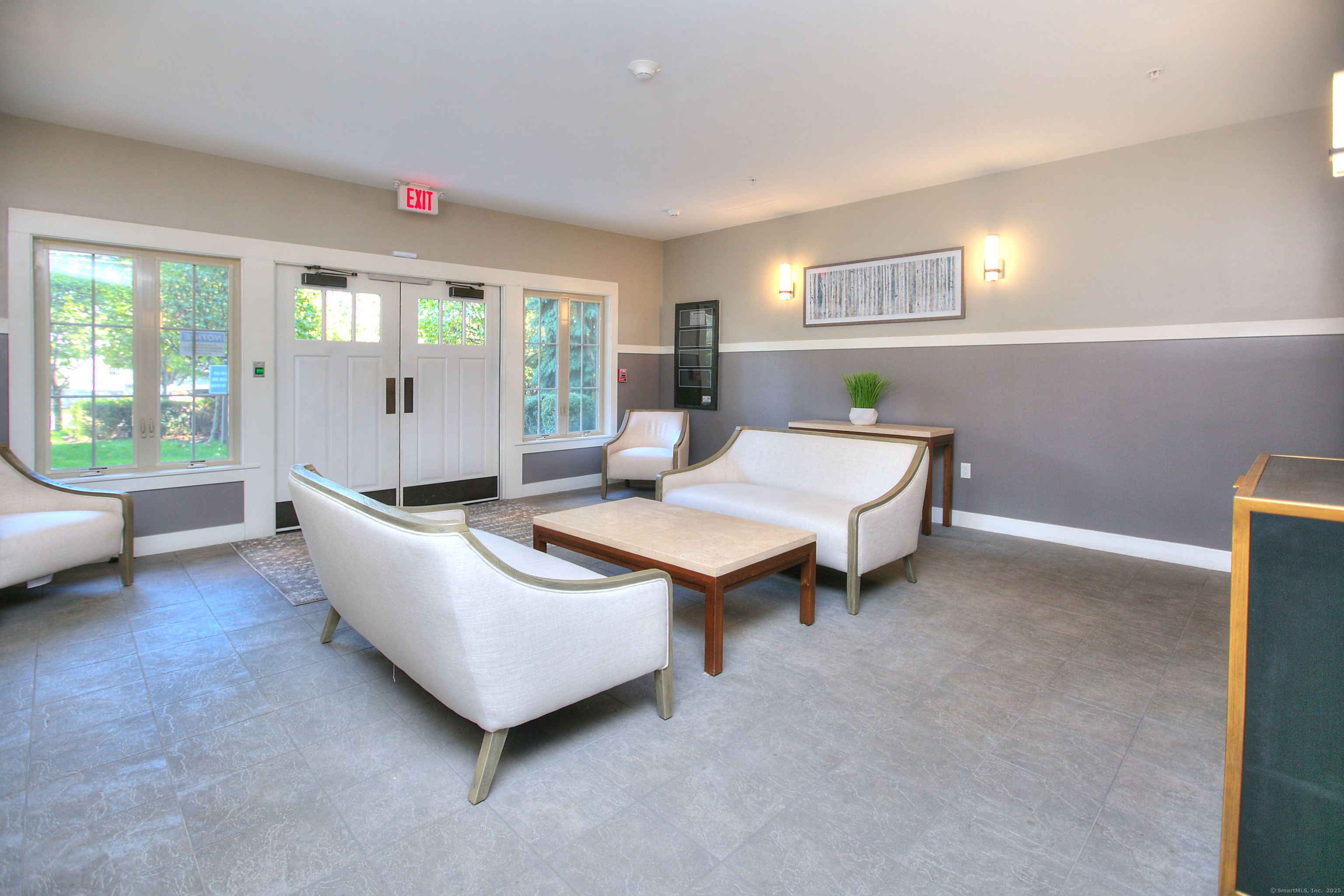 100 Richards Avenue APT 402
