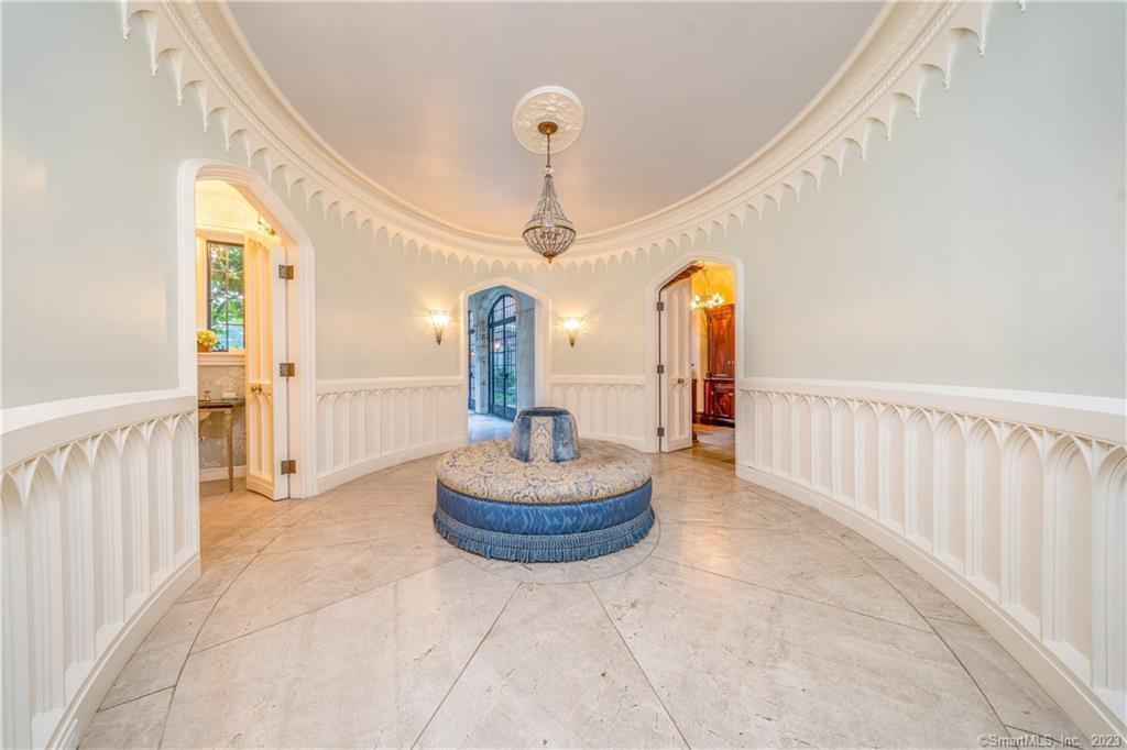 544 Oenoke Ridge