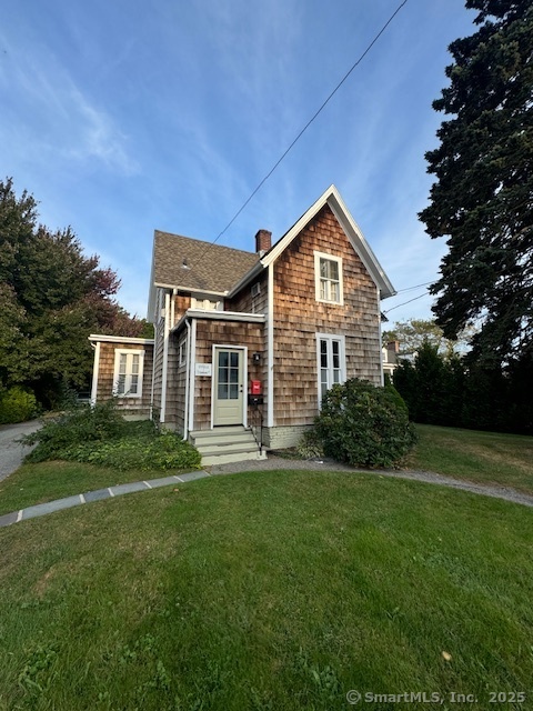 21 Broadway Avenue