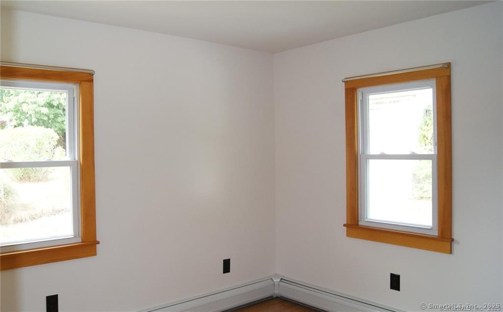16 Walnut (Pawcatuck) Street