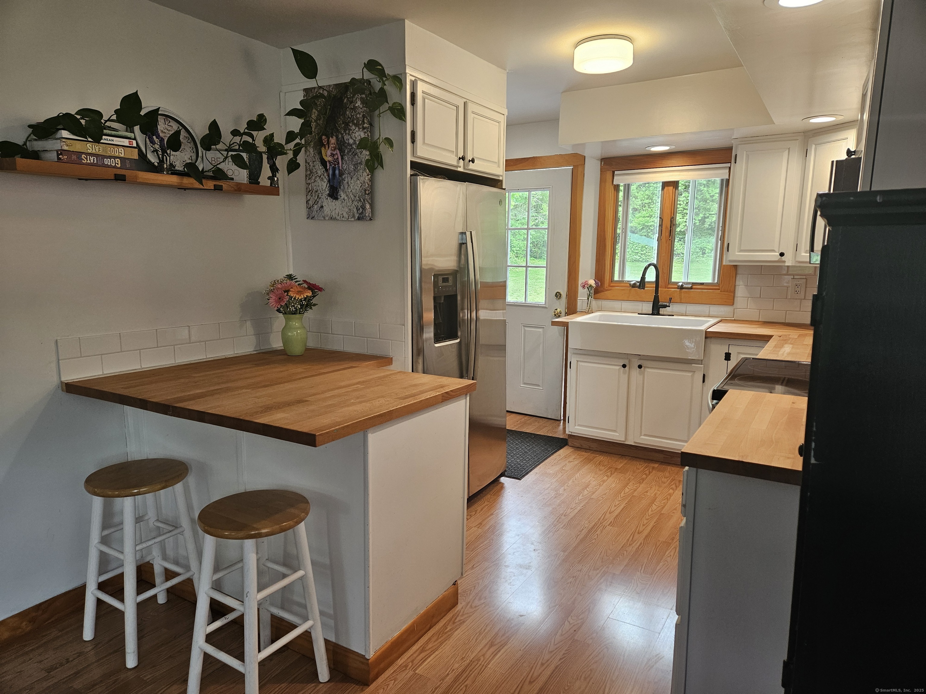 16 Walnut (Pawcatuck) Street
