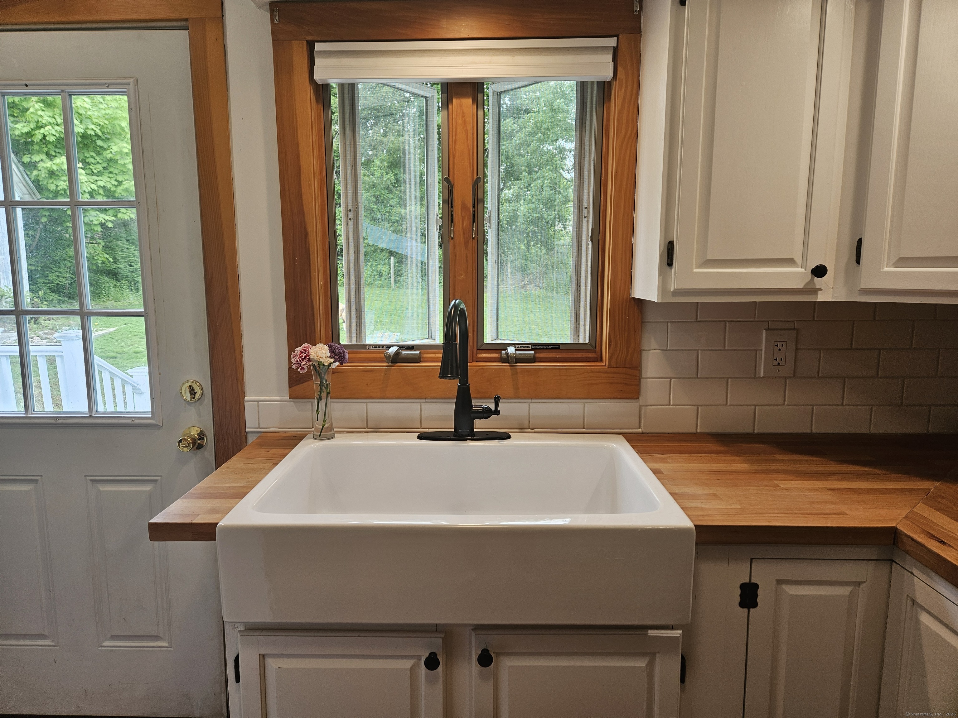 16 Walnut (Pawcatuck) Street