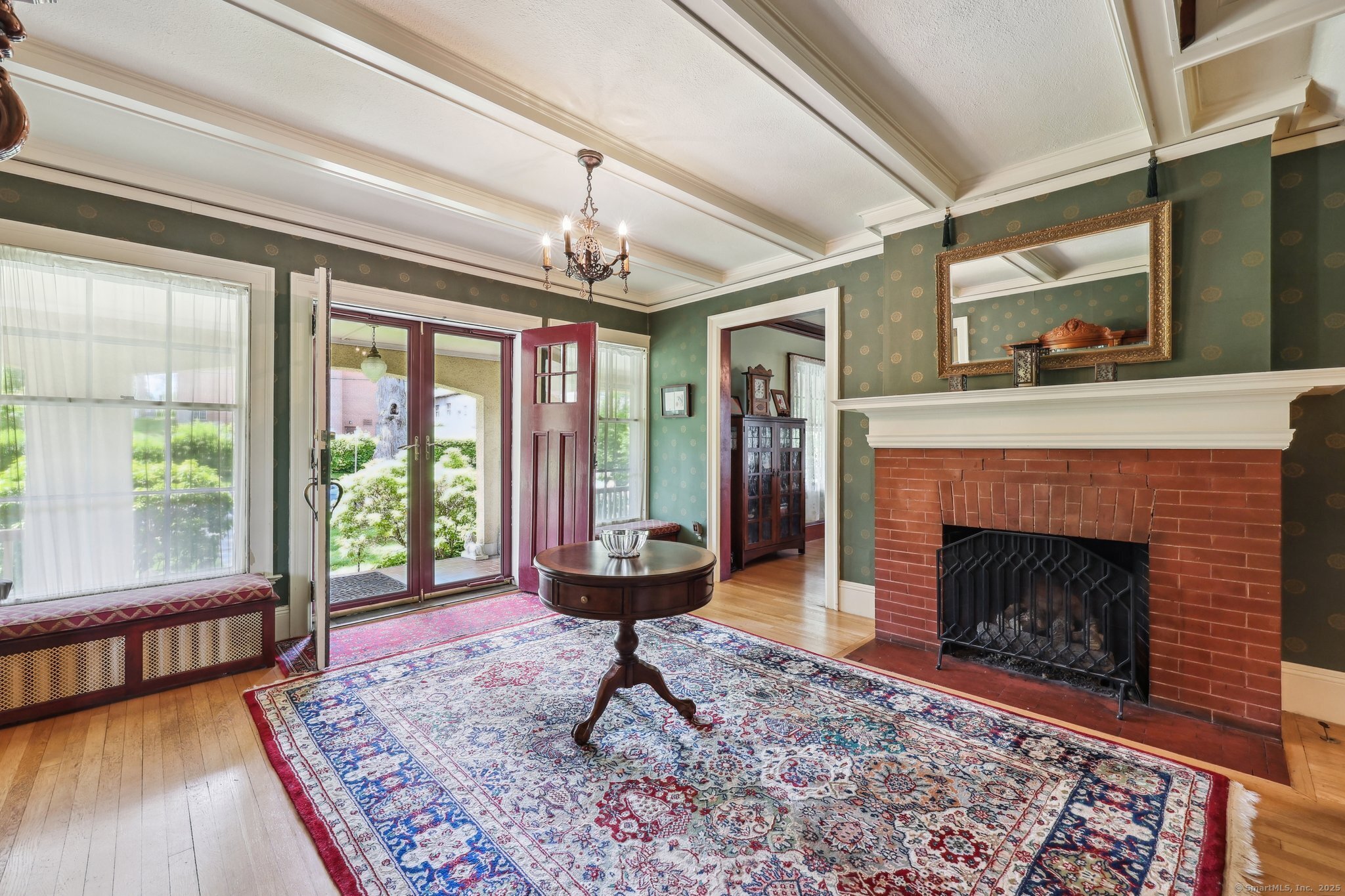222 North Beacon Street