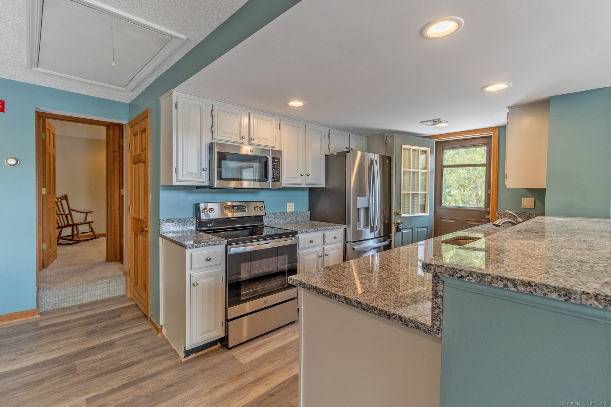 27 East Shore Drive