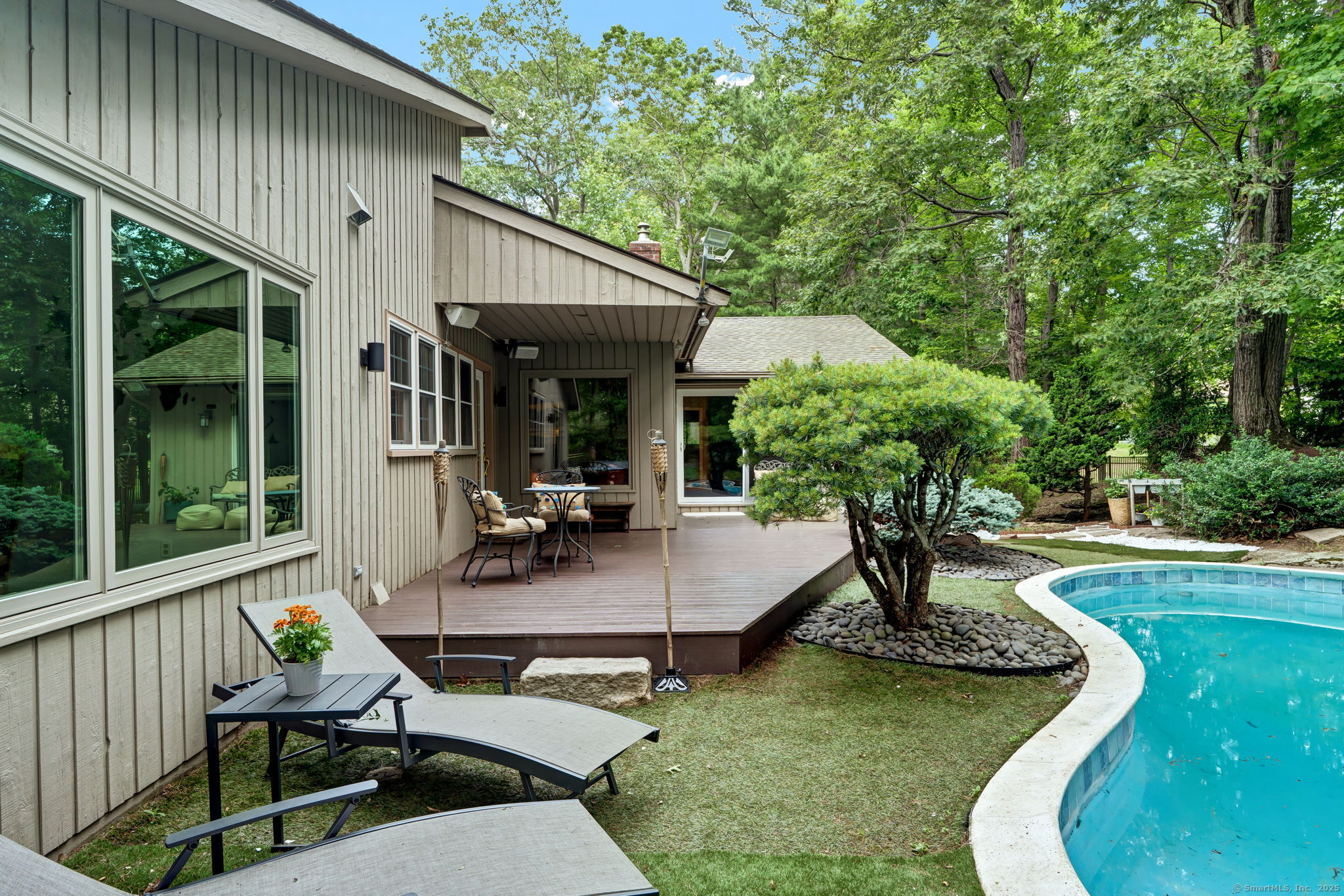 195 Mountain Road