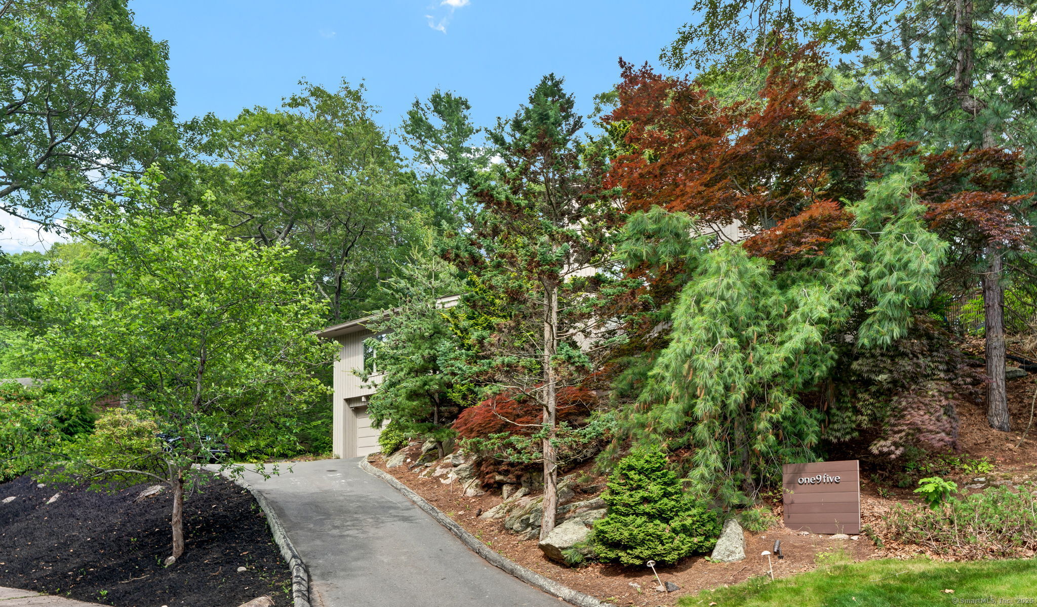 195 Mountain Road