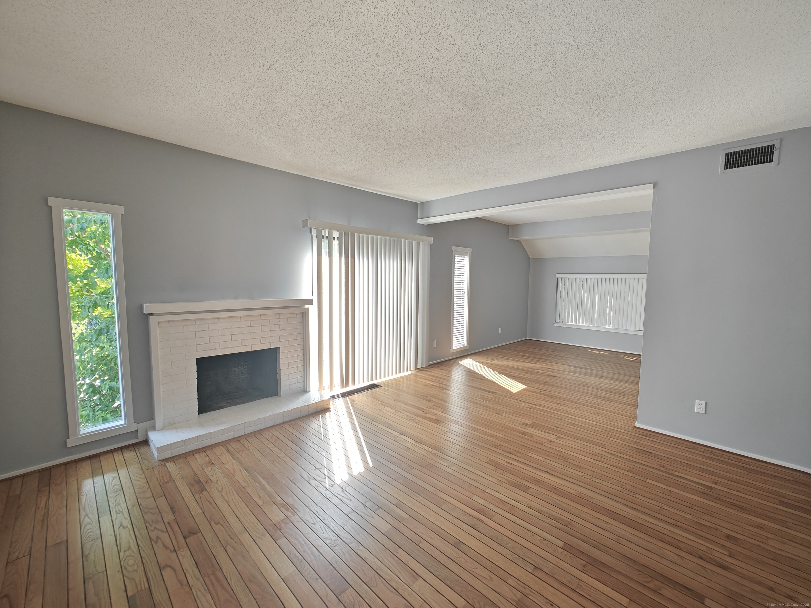 351 Heritage Village B