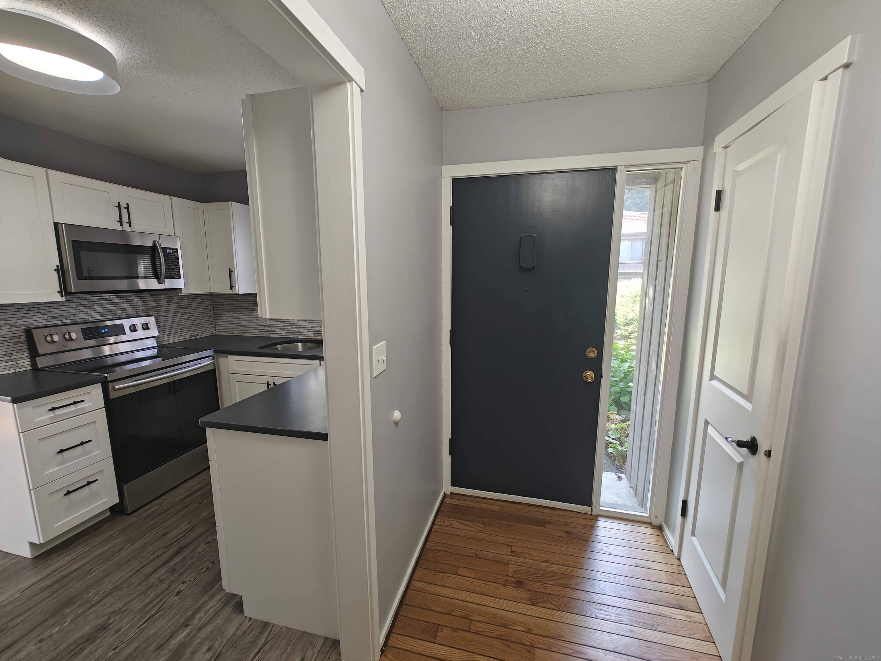 351 Heritage Village B