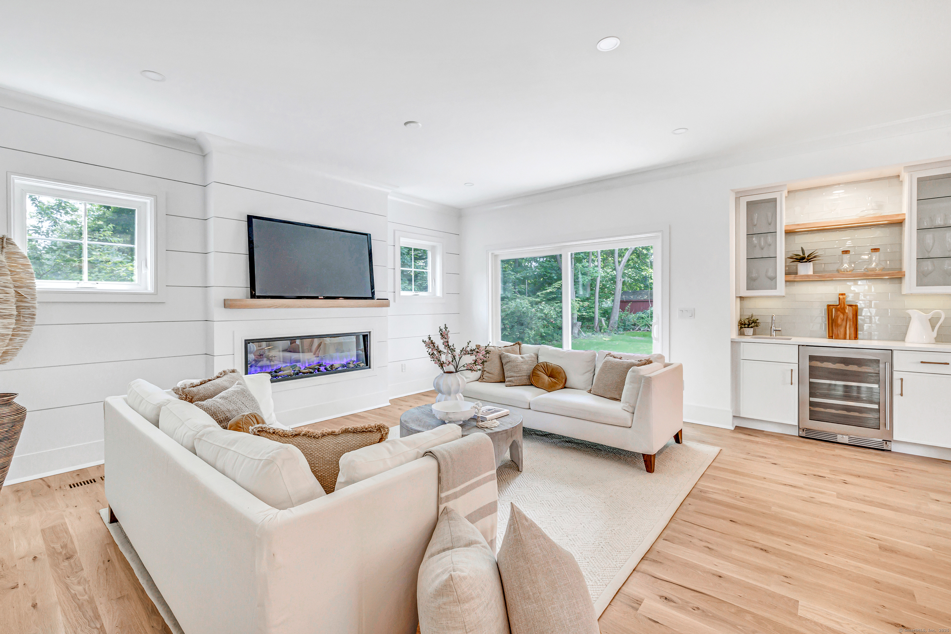 550 Davis Road