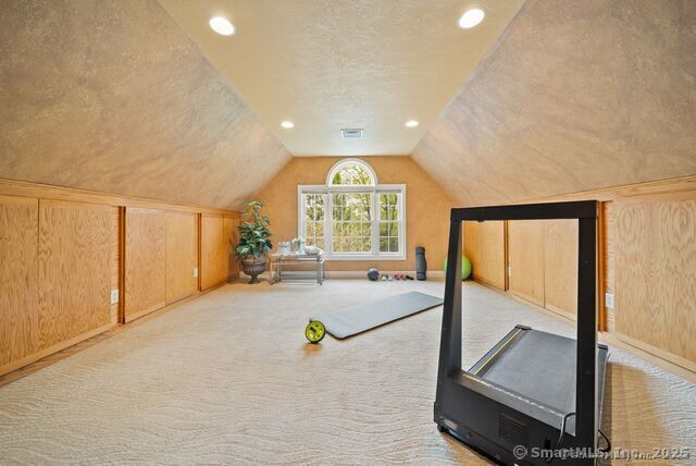 420 Winding Ridge
