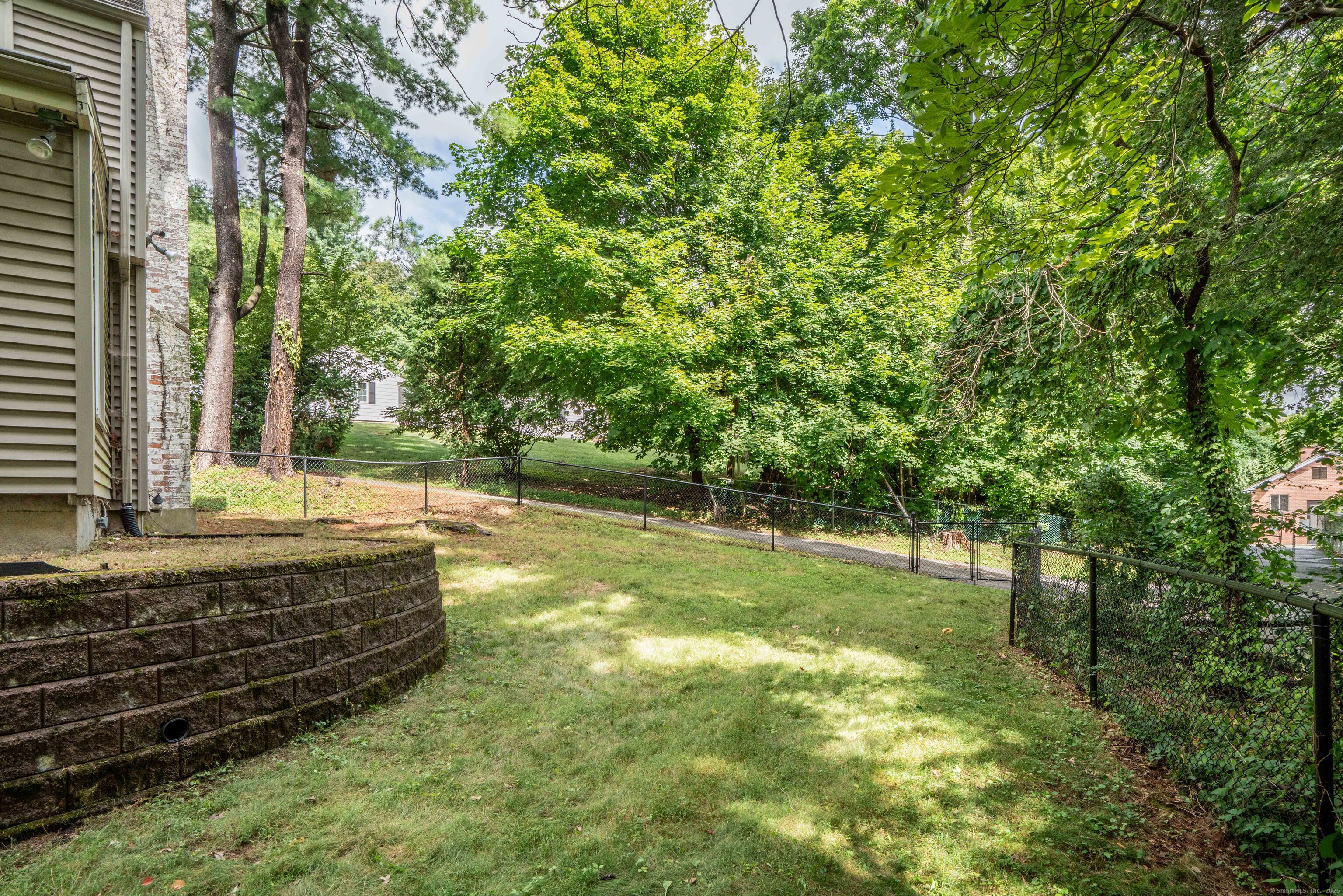 26 Hillsboro Drive