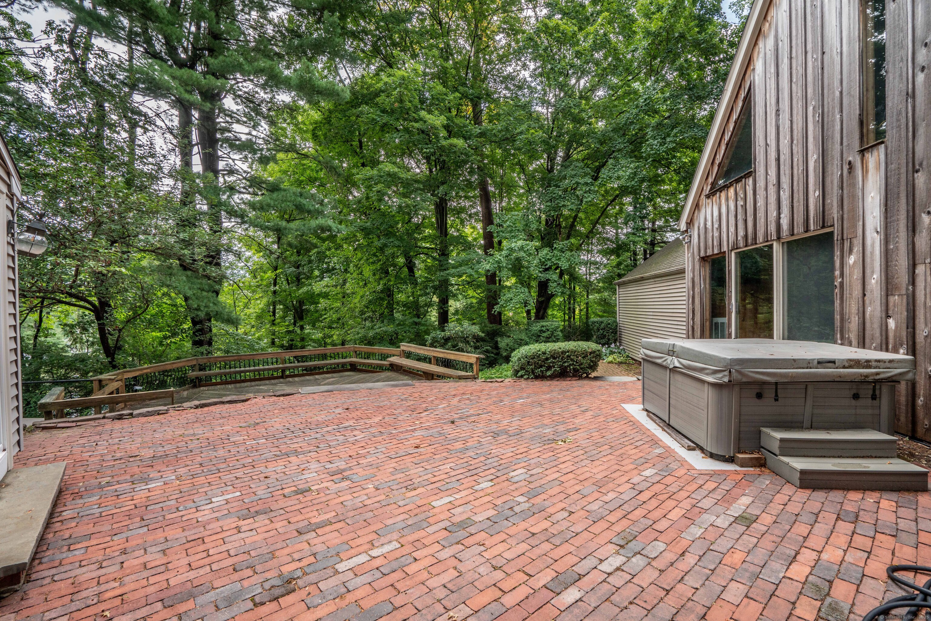 26 Hillsboro Drive