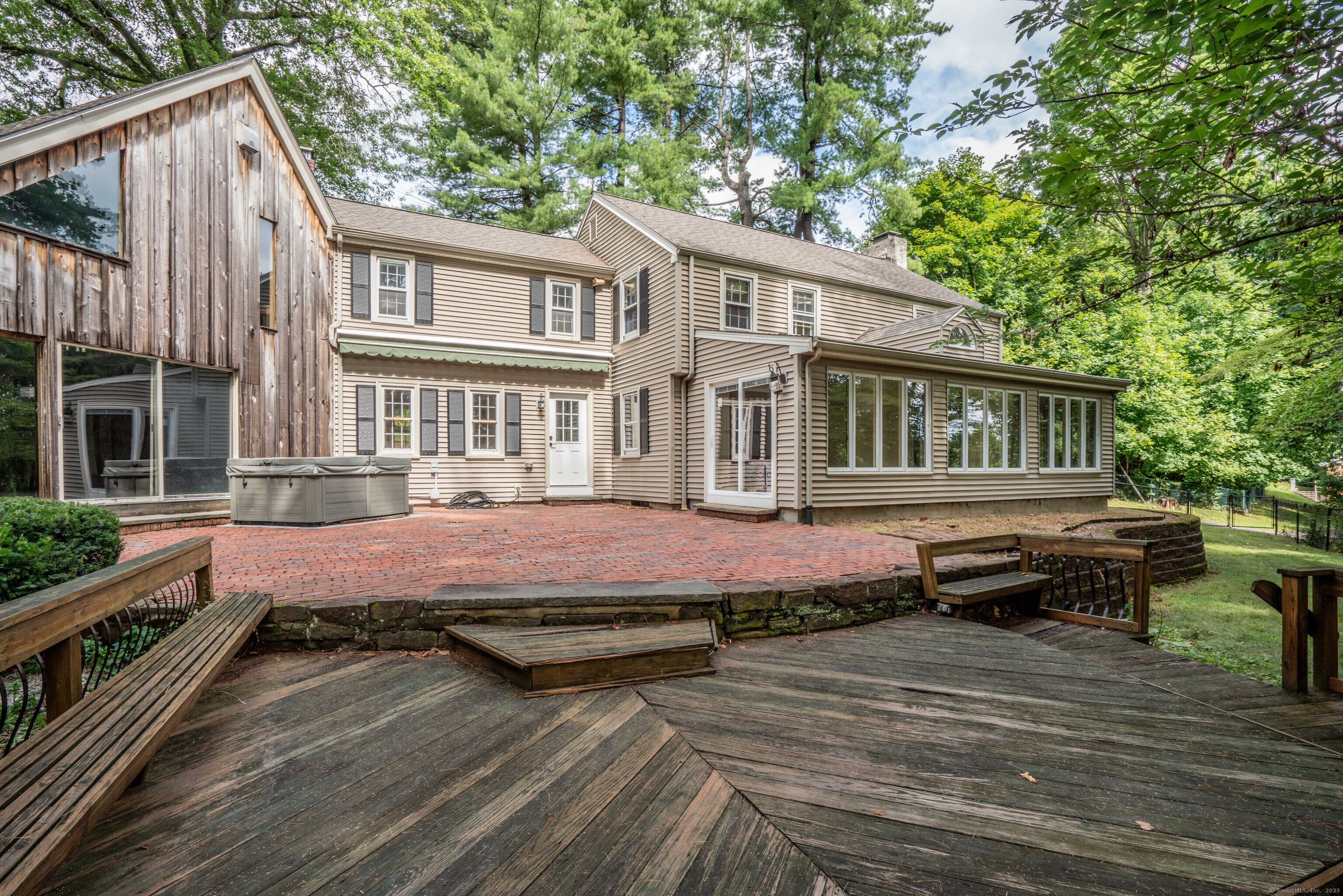 26 Hillsboro Drive