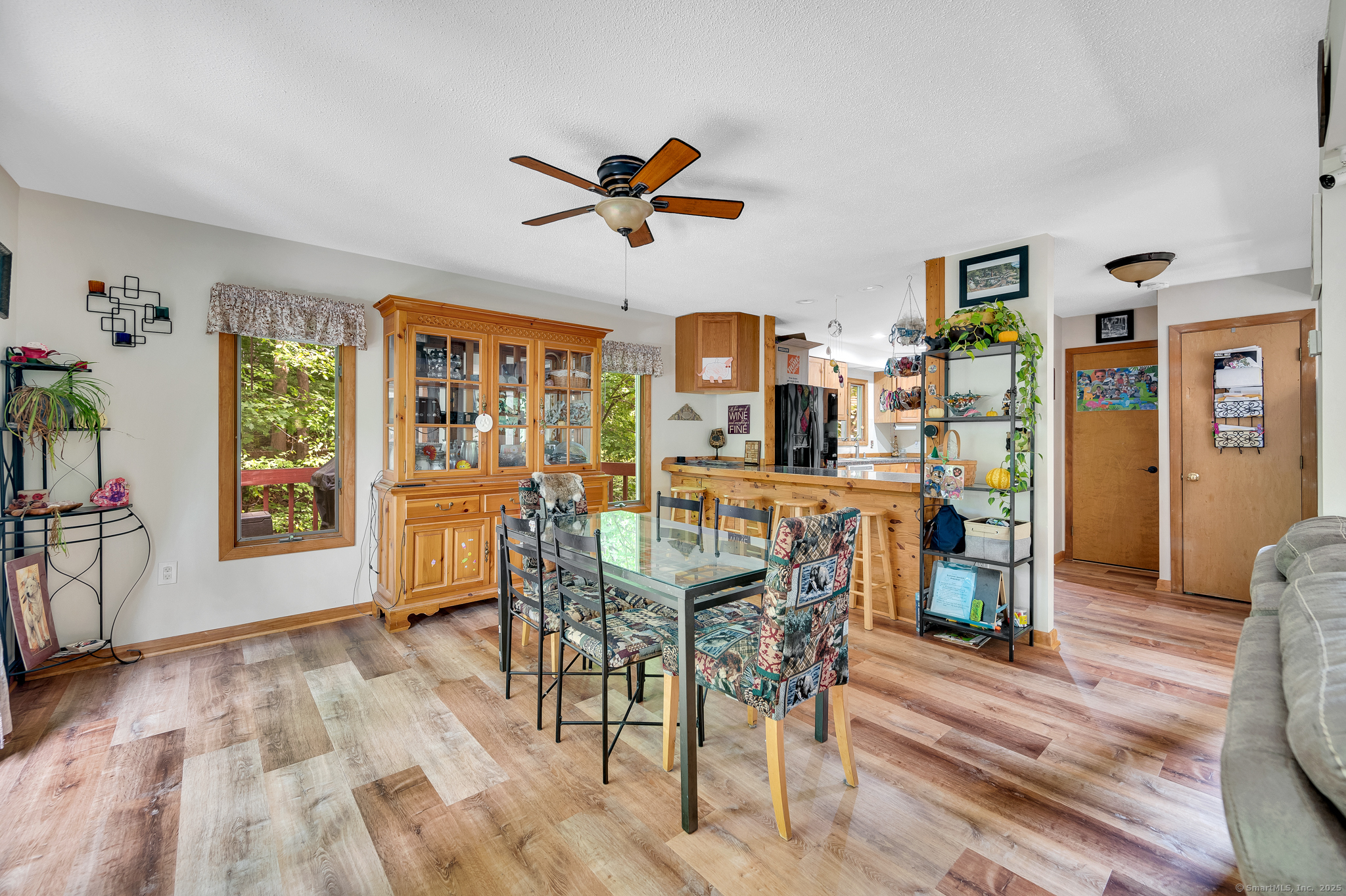 123 Allen Avenue