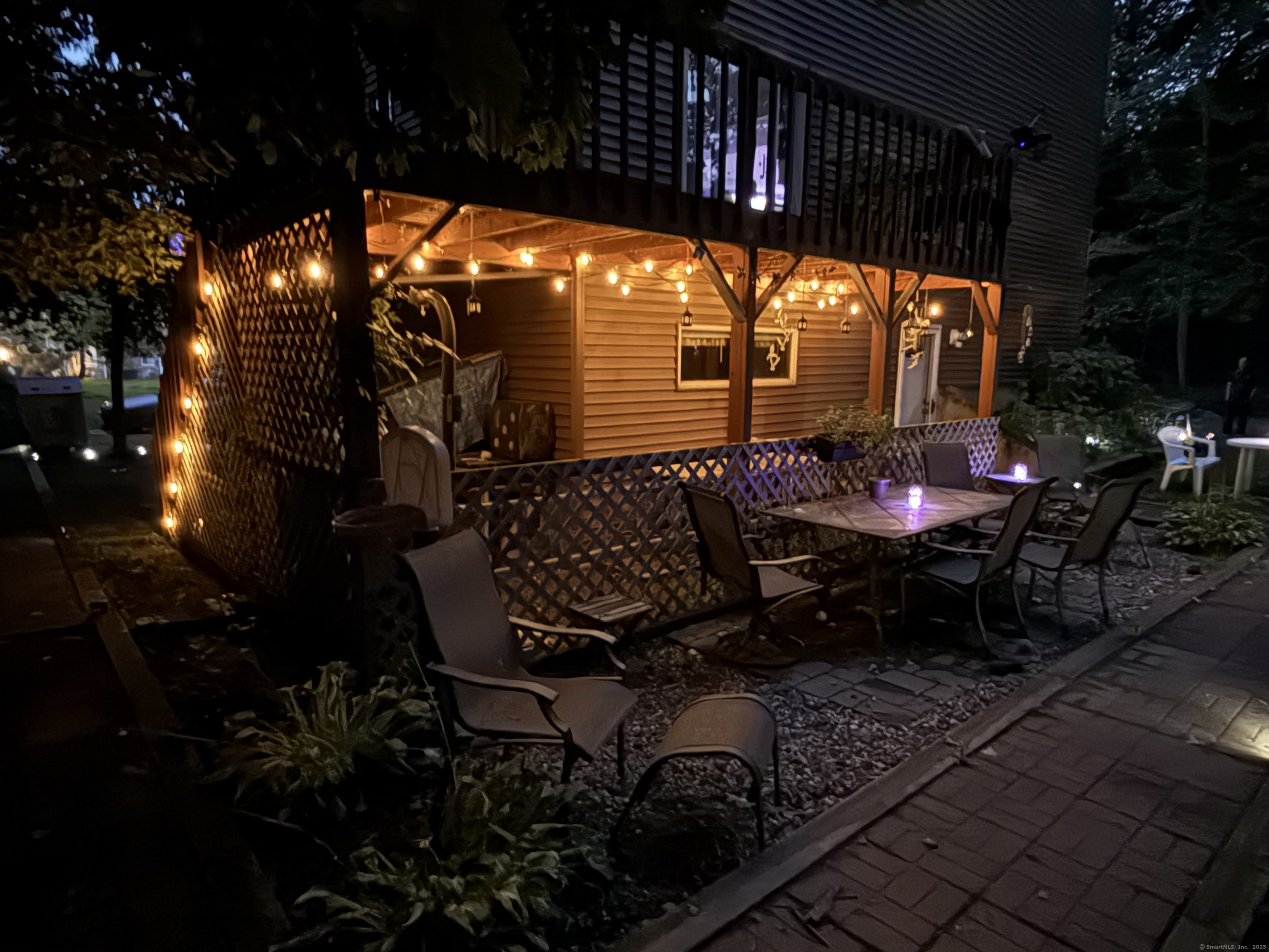 123 Allen Avenue