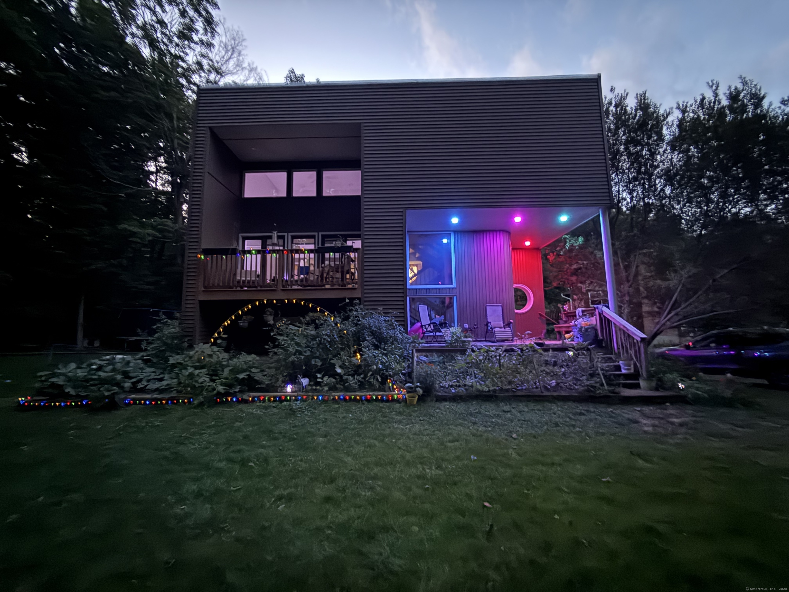 123 Allen Avenue