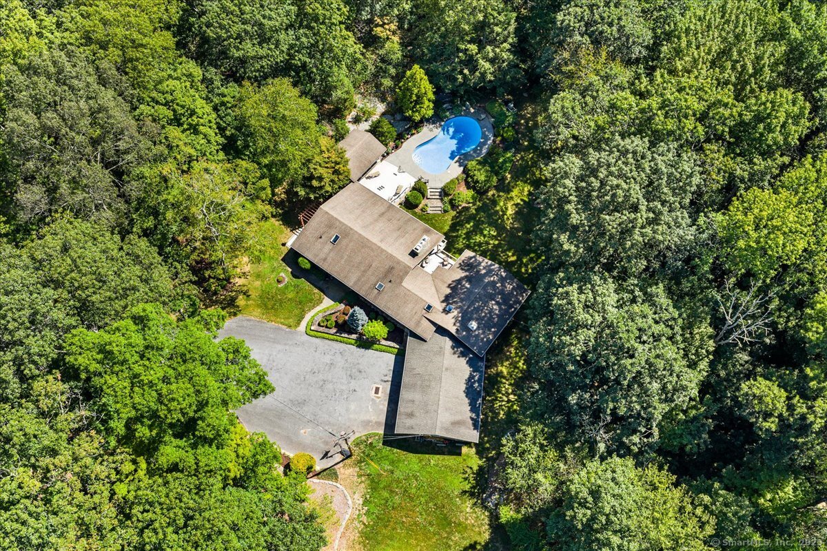 18 Huntington Lane